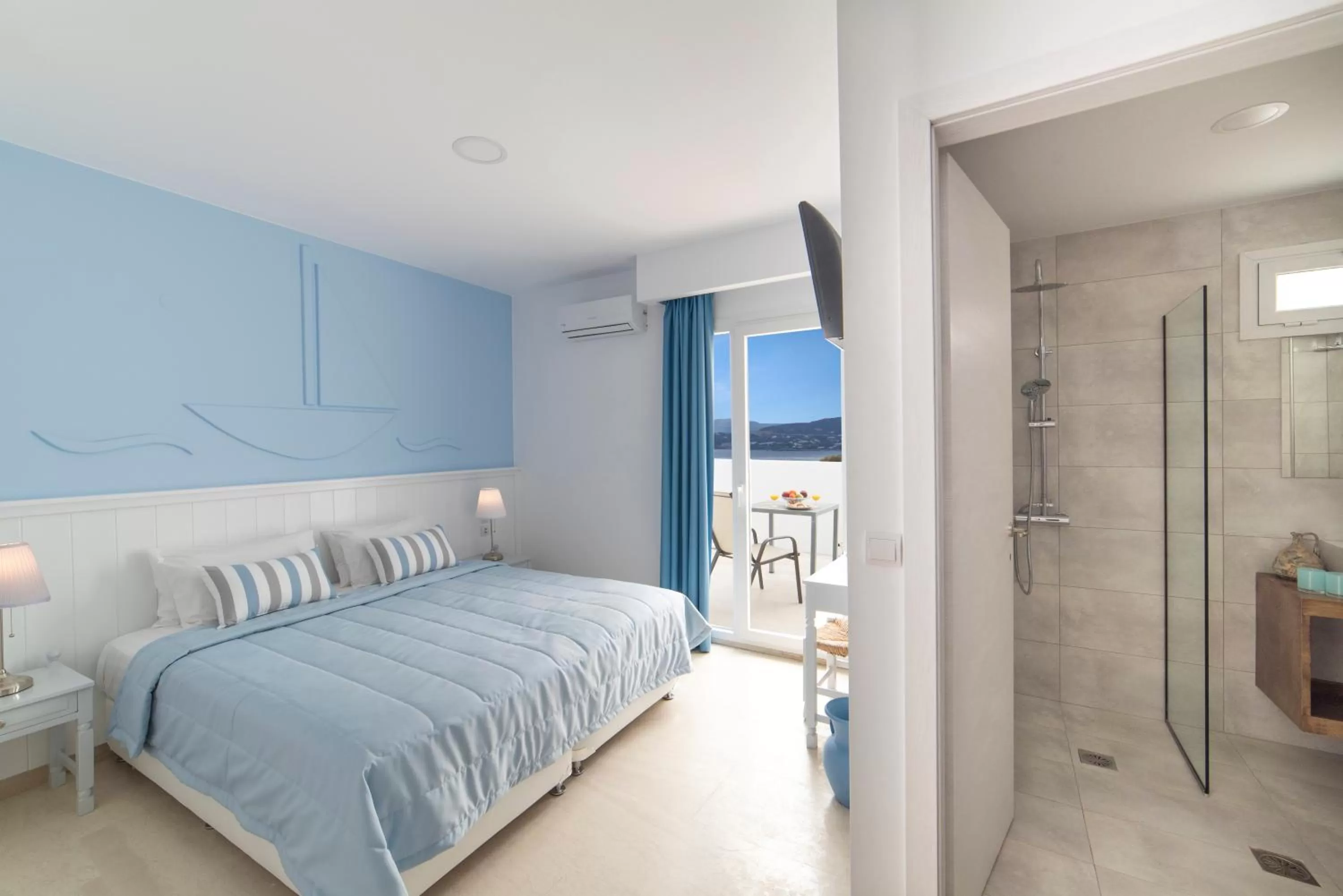 Bed in Naiades Marina Hotel