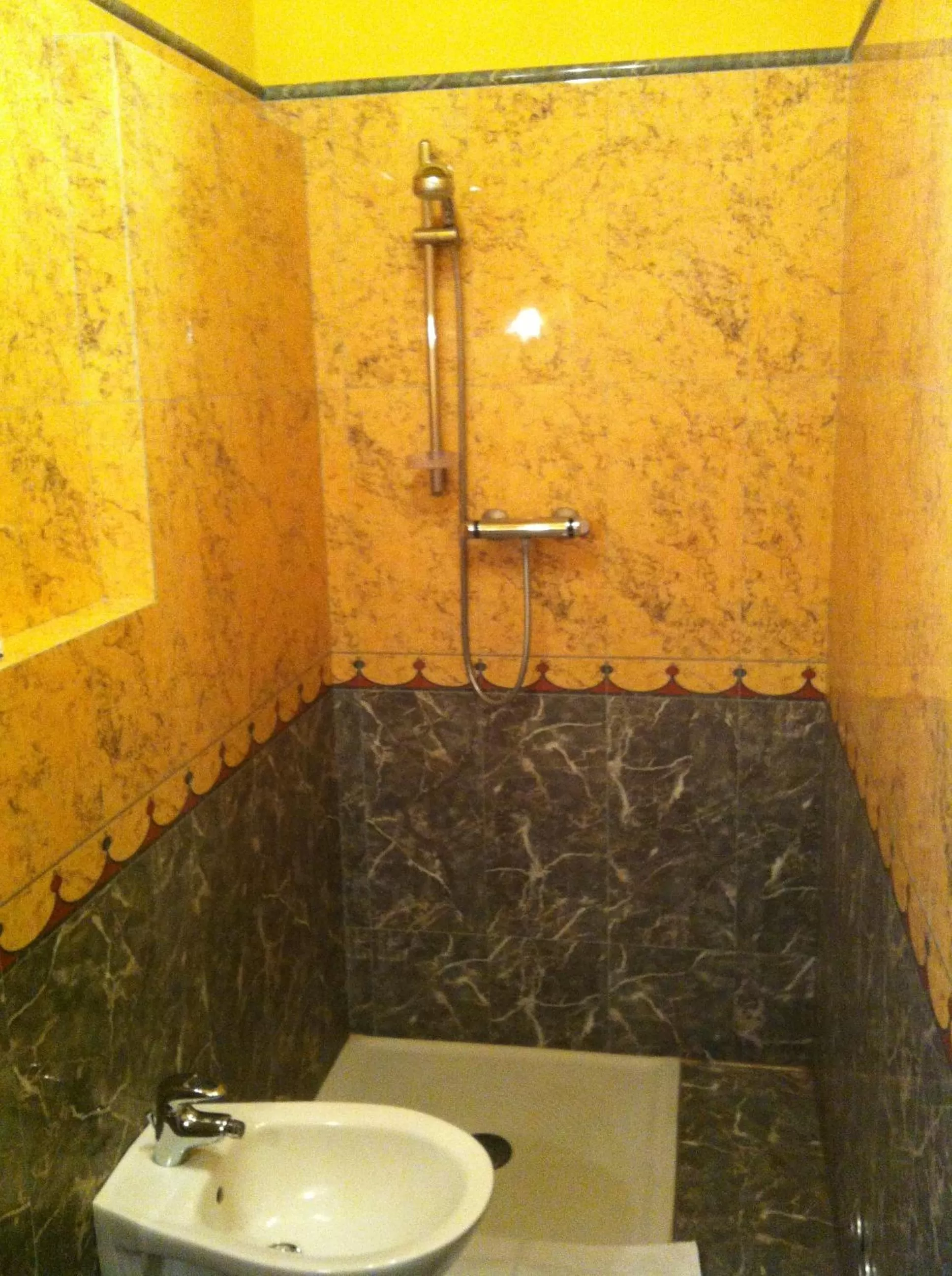 Bathroom in Le Lanterne