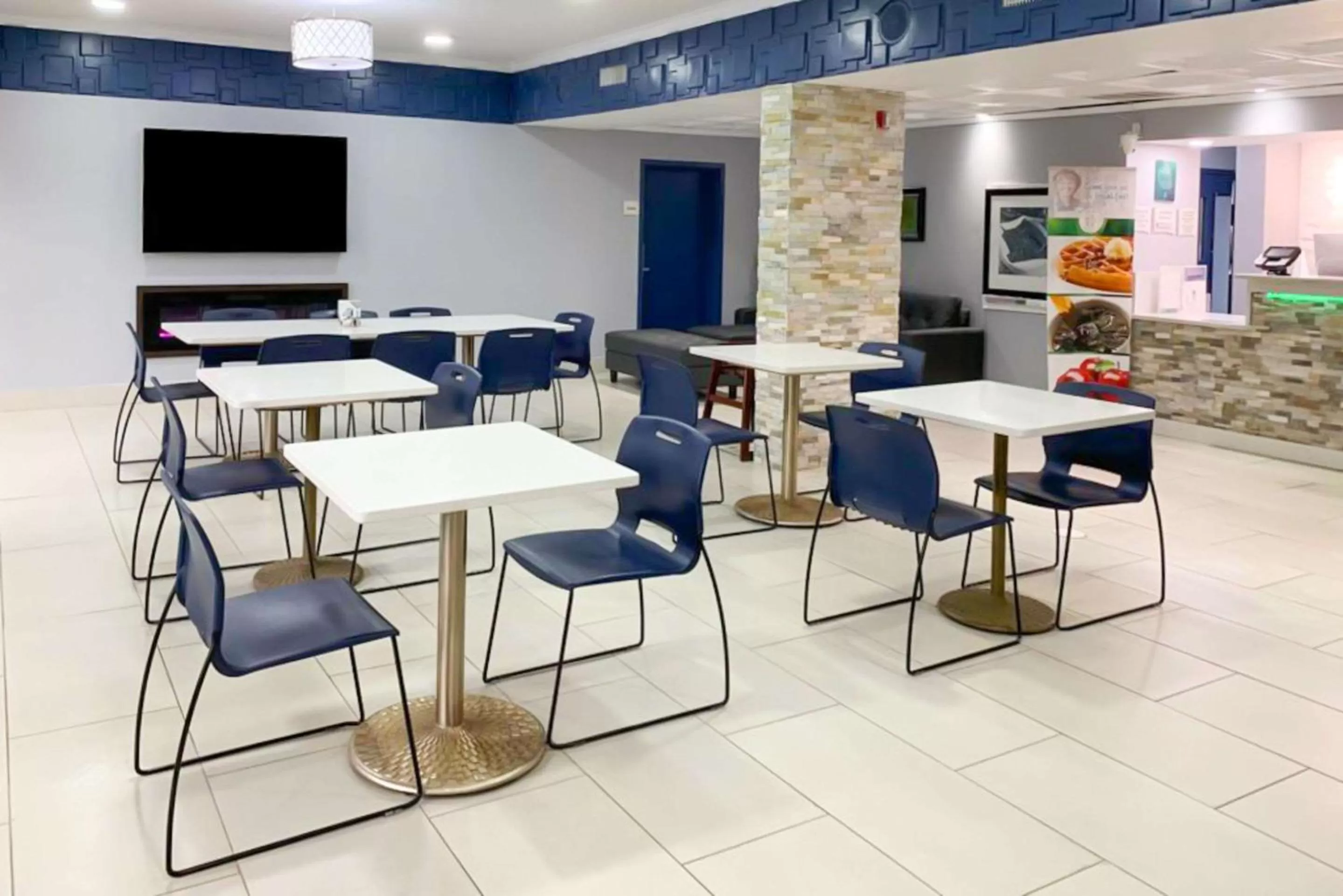 Breakfast in Quality Inn Albany