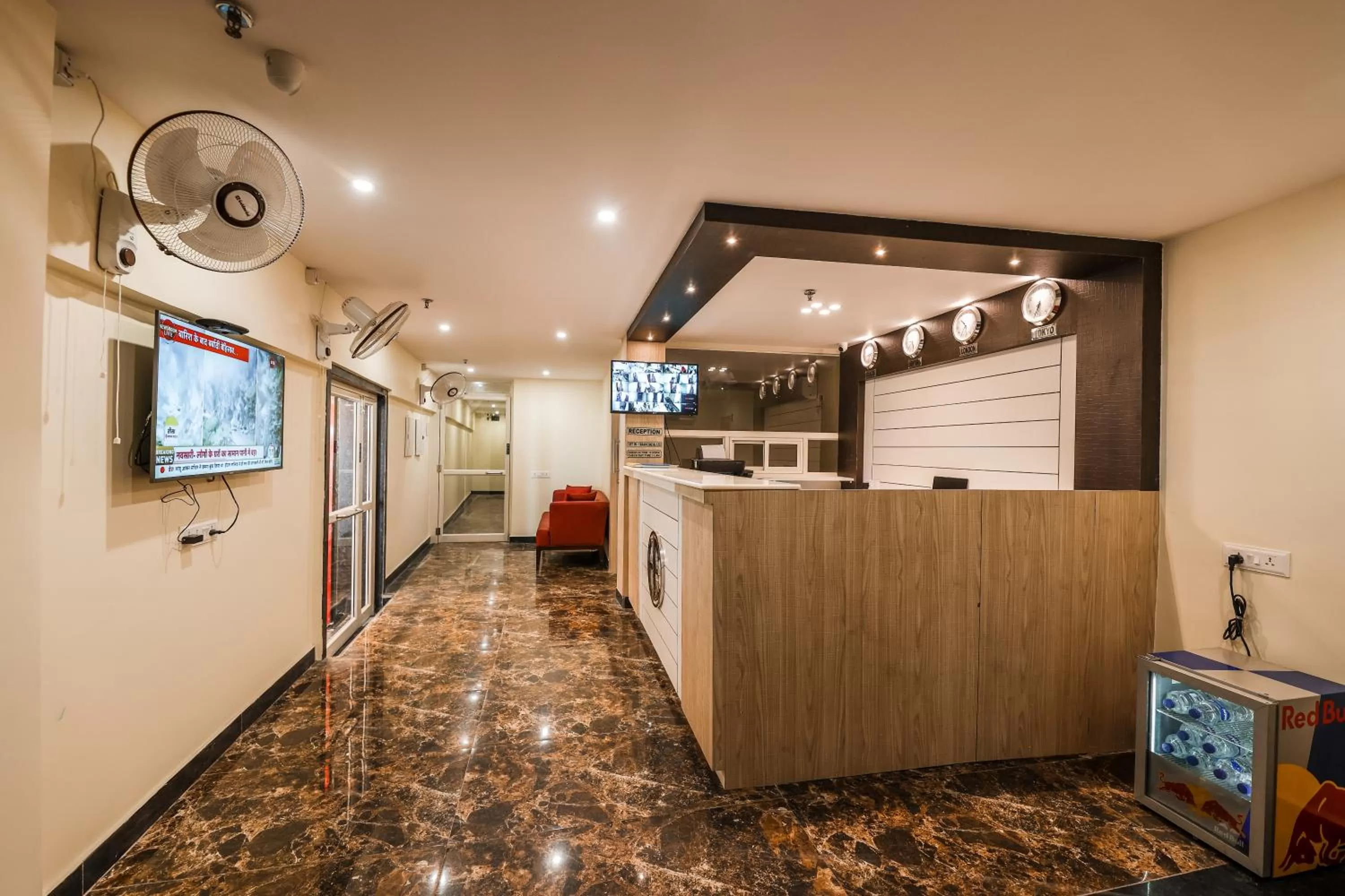 Lobby or reception in Hotel Holiday Express