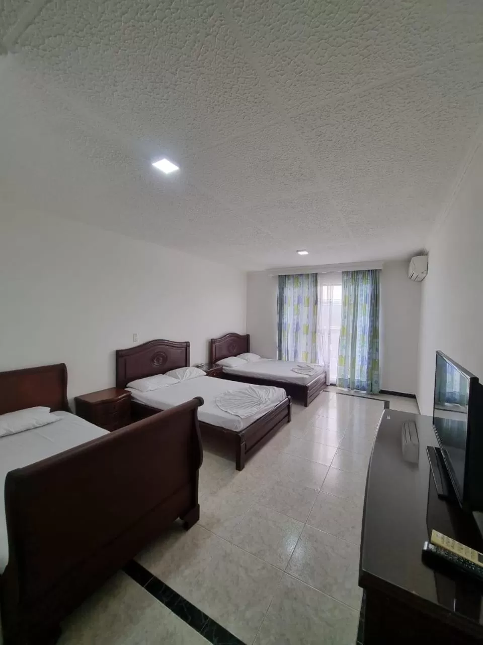 Bed in Zahira Hotel Melgar