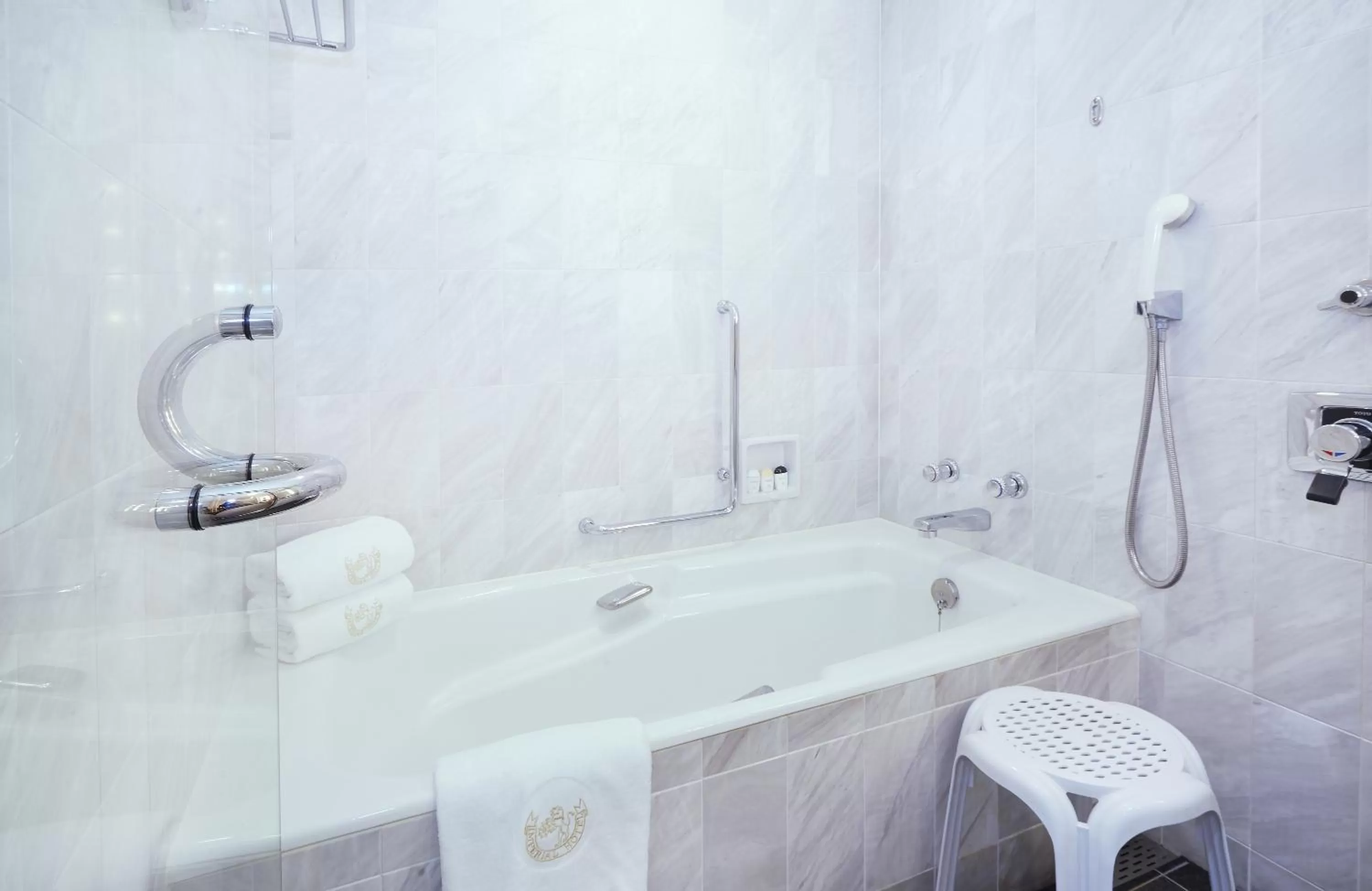 Photo of the whole room in Imperial Hotel Osaka