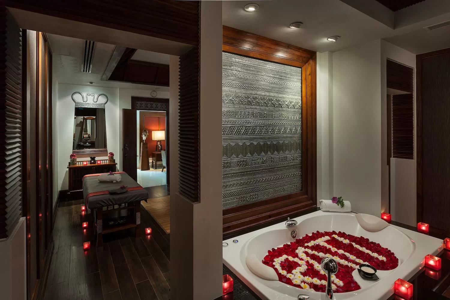 Hot Tub, Bed in RatiLanna Riverside Spa Resort