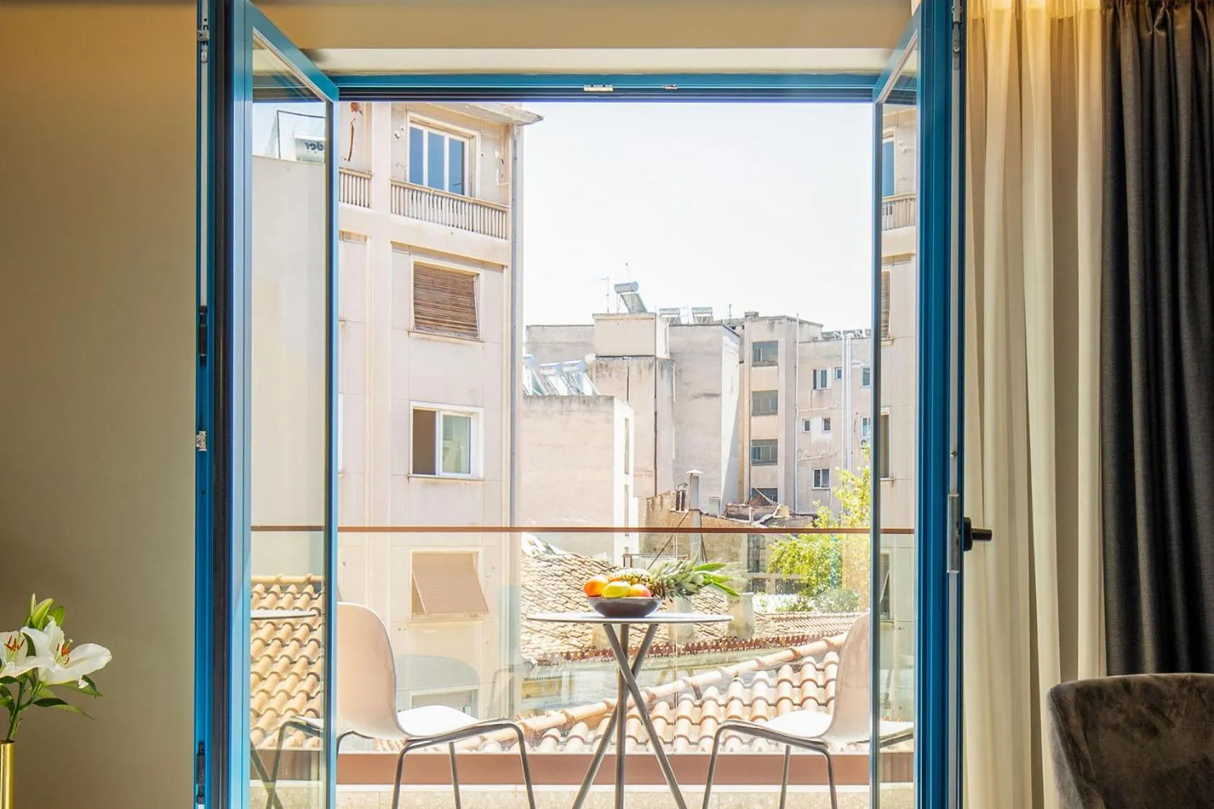 View (from property/room), Balcony/Terrace in Blend Hotel