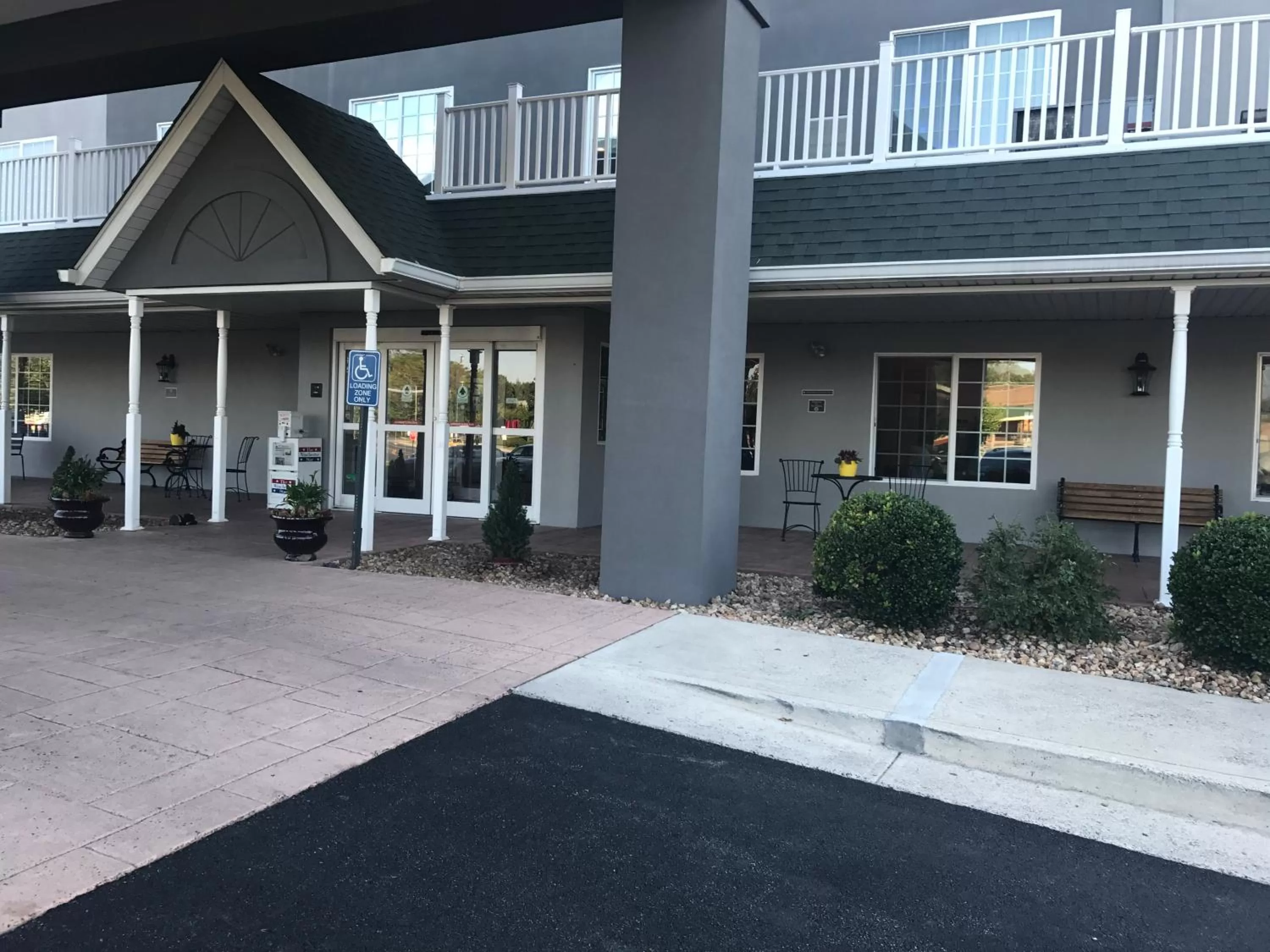Country Inn & Suites by Radisson, Winchester, VA