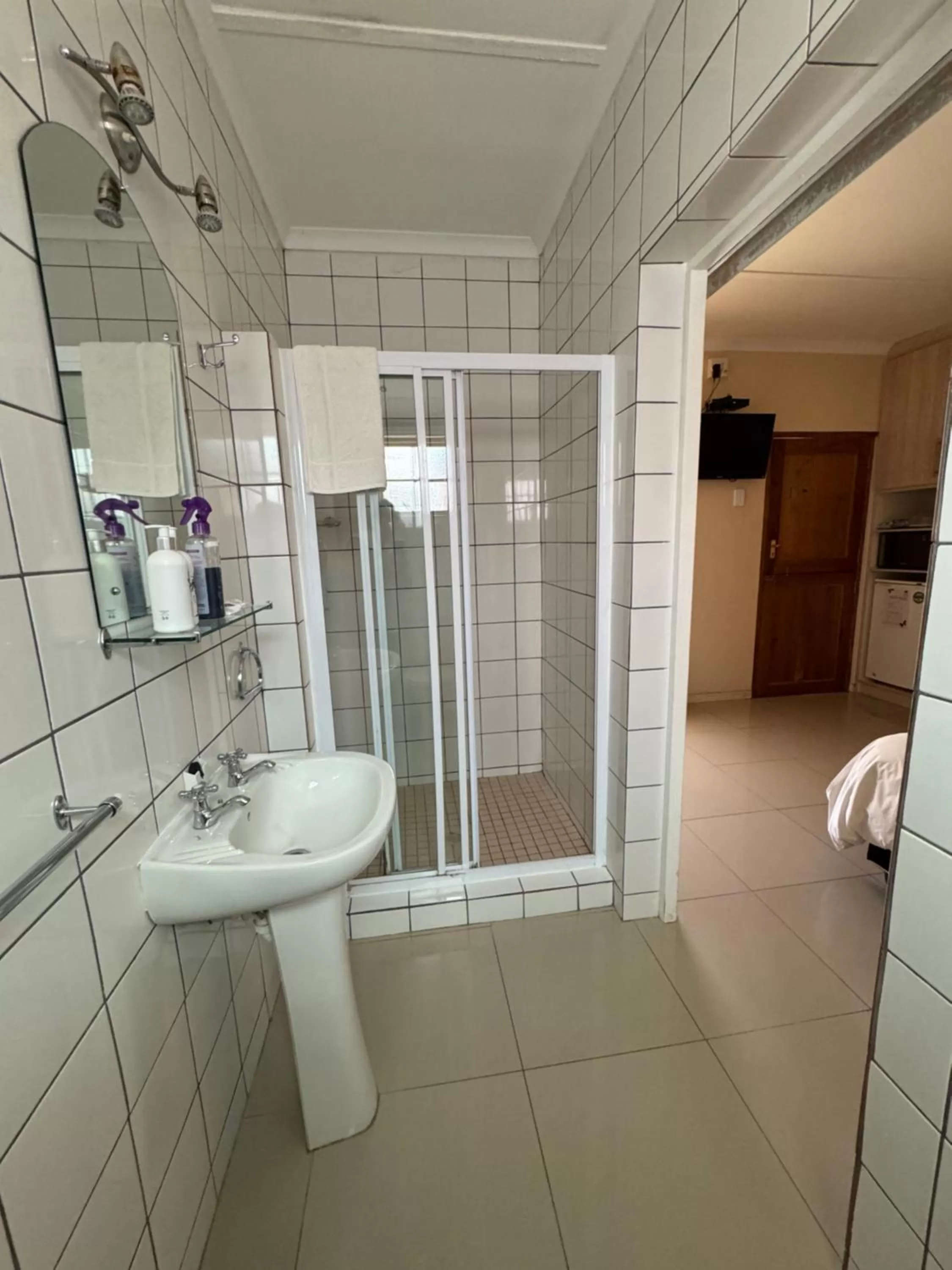 Shower in Blue Diamond Lodge & Spa