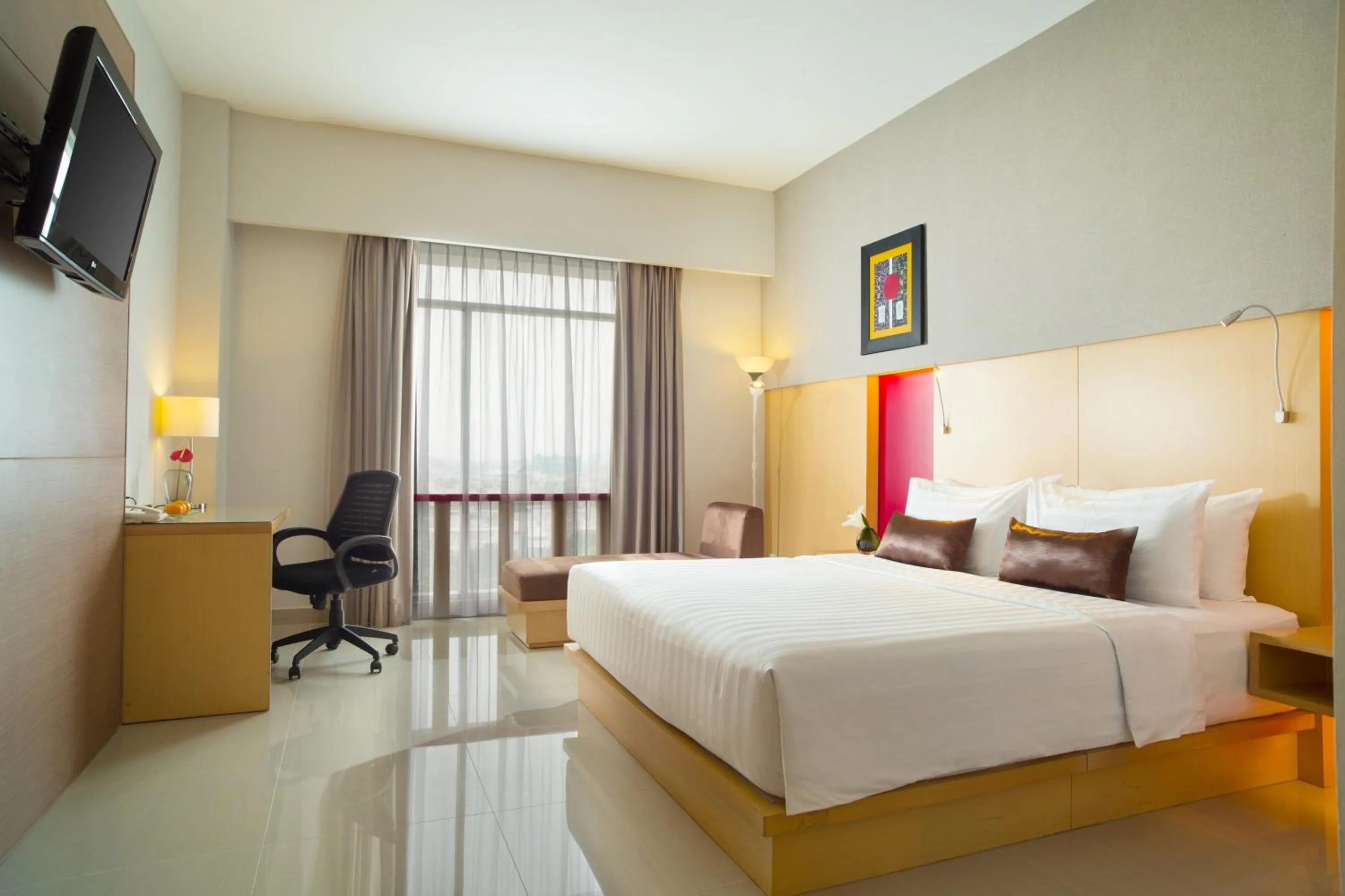 Bed in Santika Premiere Dyandra Hotel & Convention - Medan