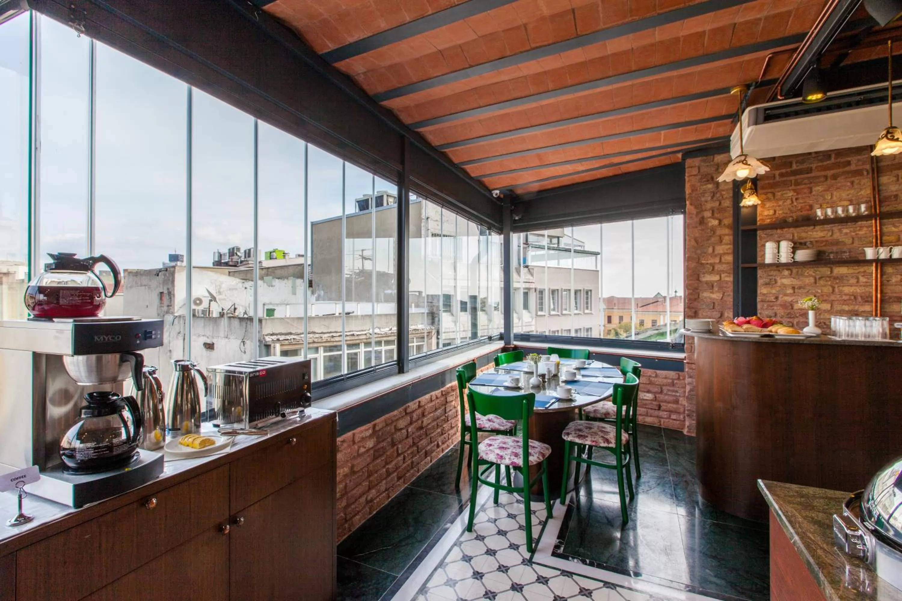 Balcony/Terrace in Hotel Pera Parma