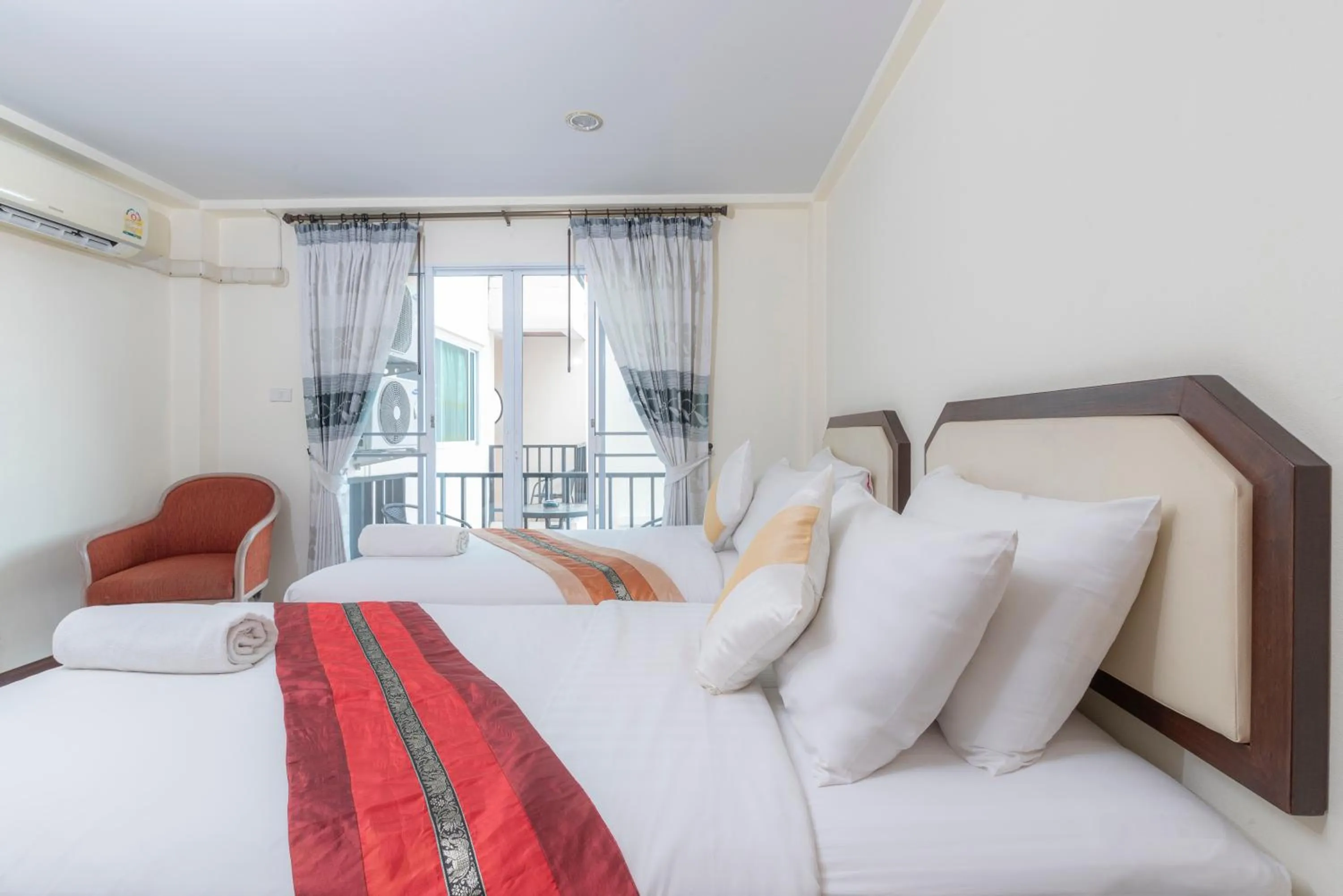 Bed in Manee Cool Mueang