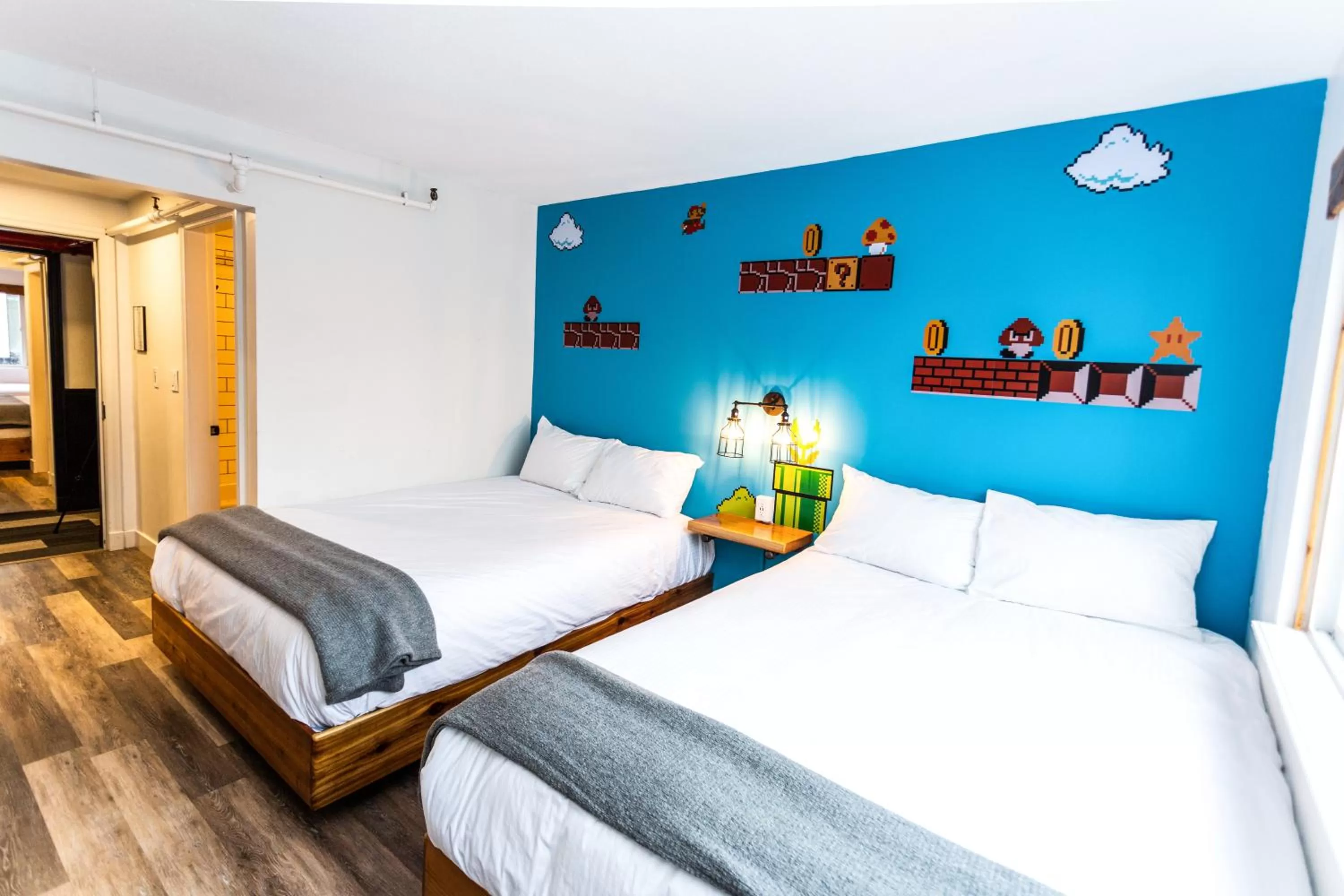 Bedroom, Bed in Crash Hotel Squamish