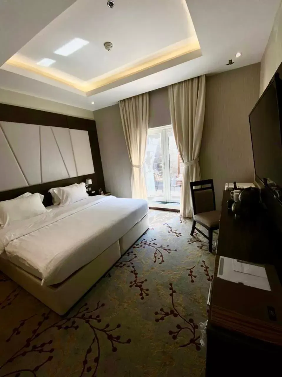 Double Room with Terrace in Ayan Hotel Double Room with Terrace in Ayan Hotel