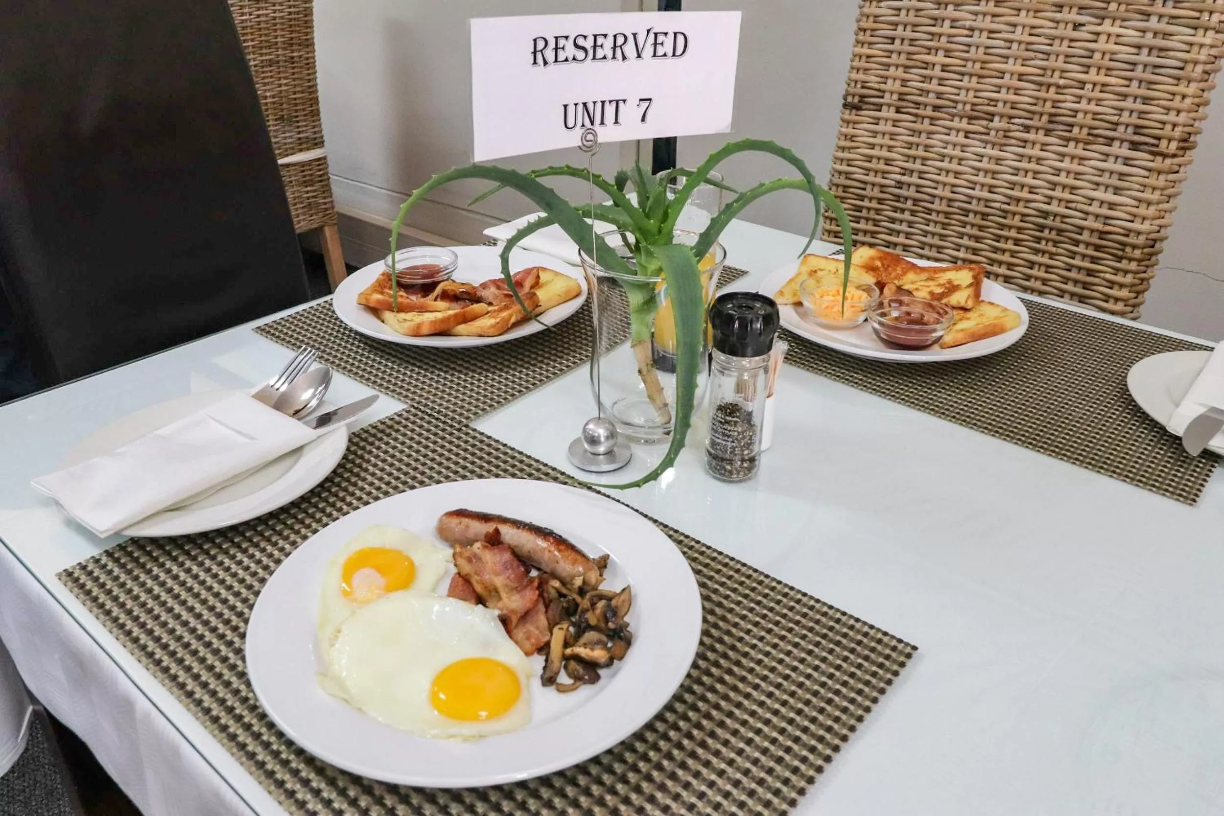 Food in Whale Coast All-Suite-Hotel - DCC Hotel Group