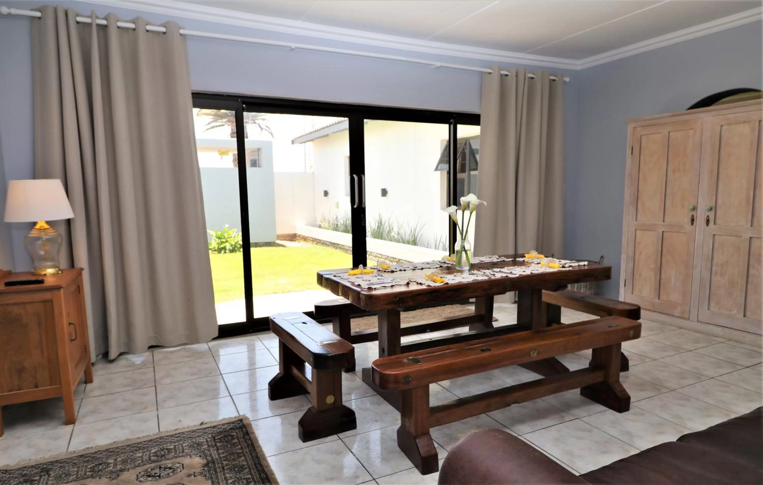 Dining area in Tiende Laan Bed & Breakfast and Self-Catering