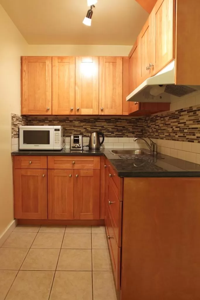 Kitchen or kitchenette, Kitchen/Kitchenette in Cherry Tree Inn