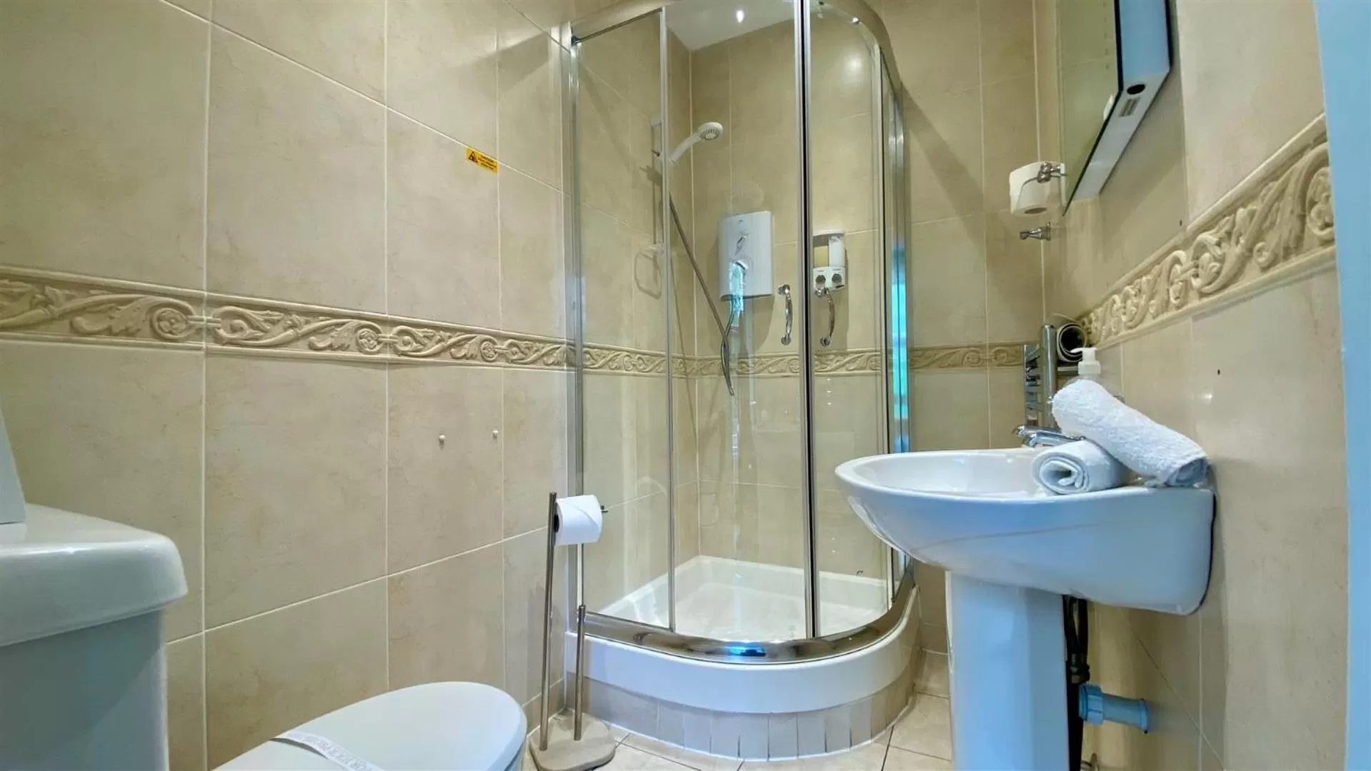 Bathroom in Hafan Artro