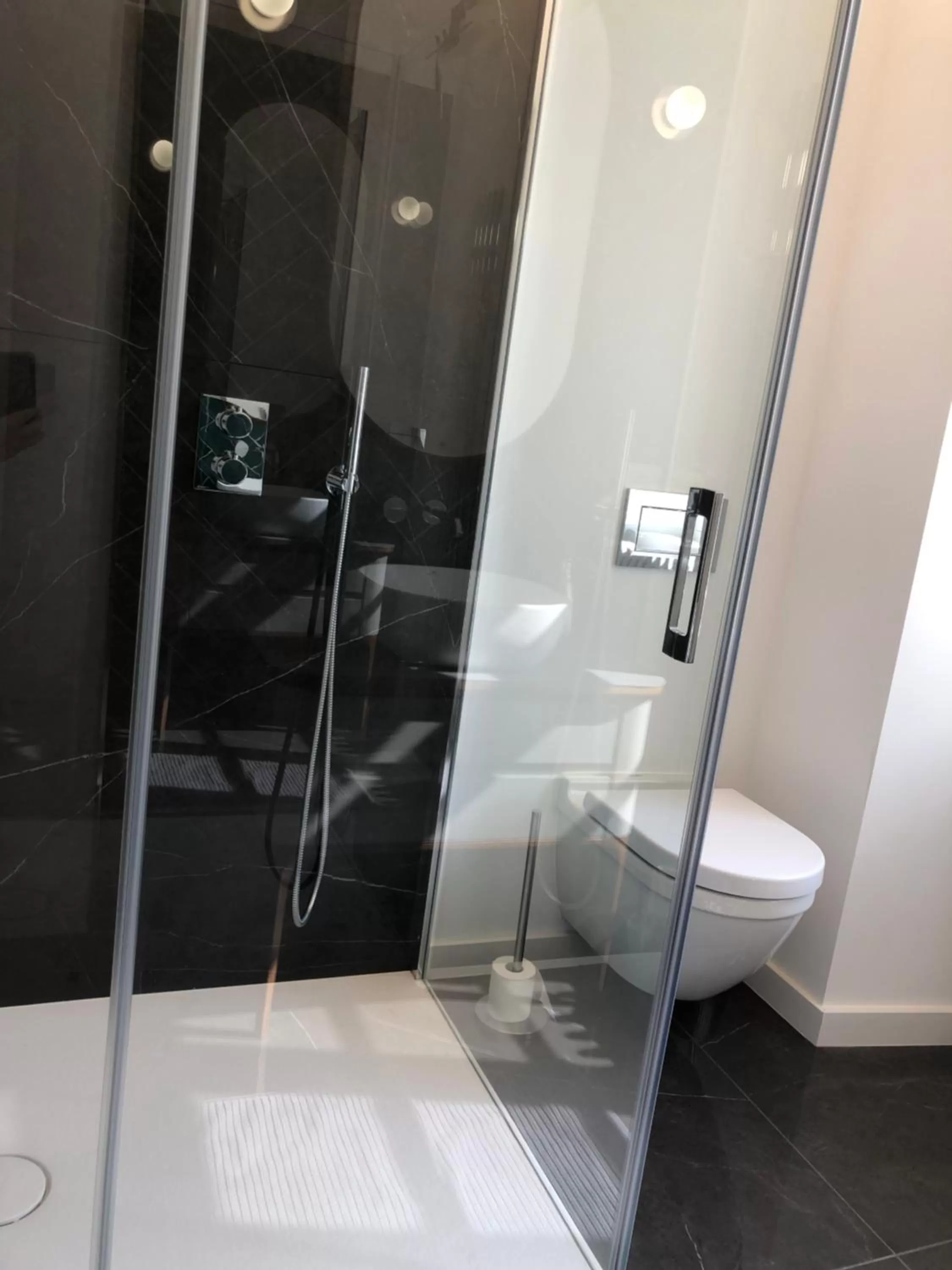 Shower, Bathroom in Domaine de La Mazure