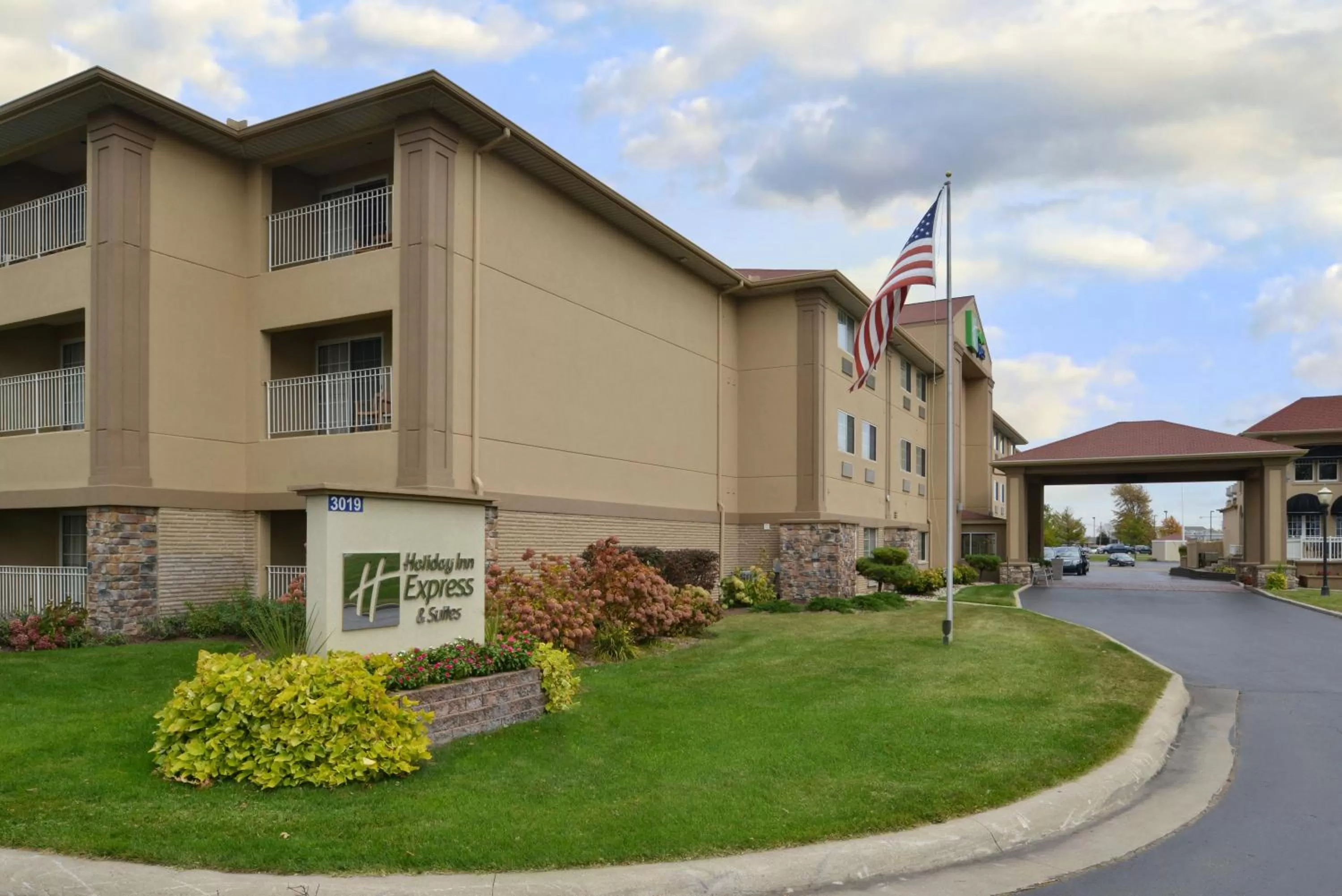 Property building in Holiday Inn Express Hotel & Suites-Saint Joseph by IHG