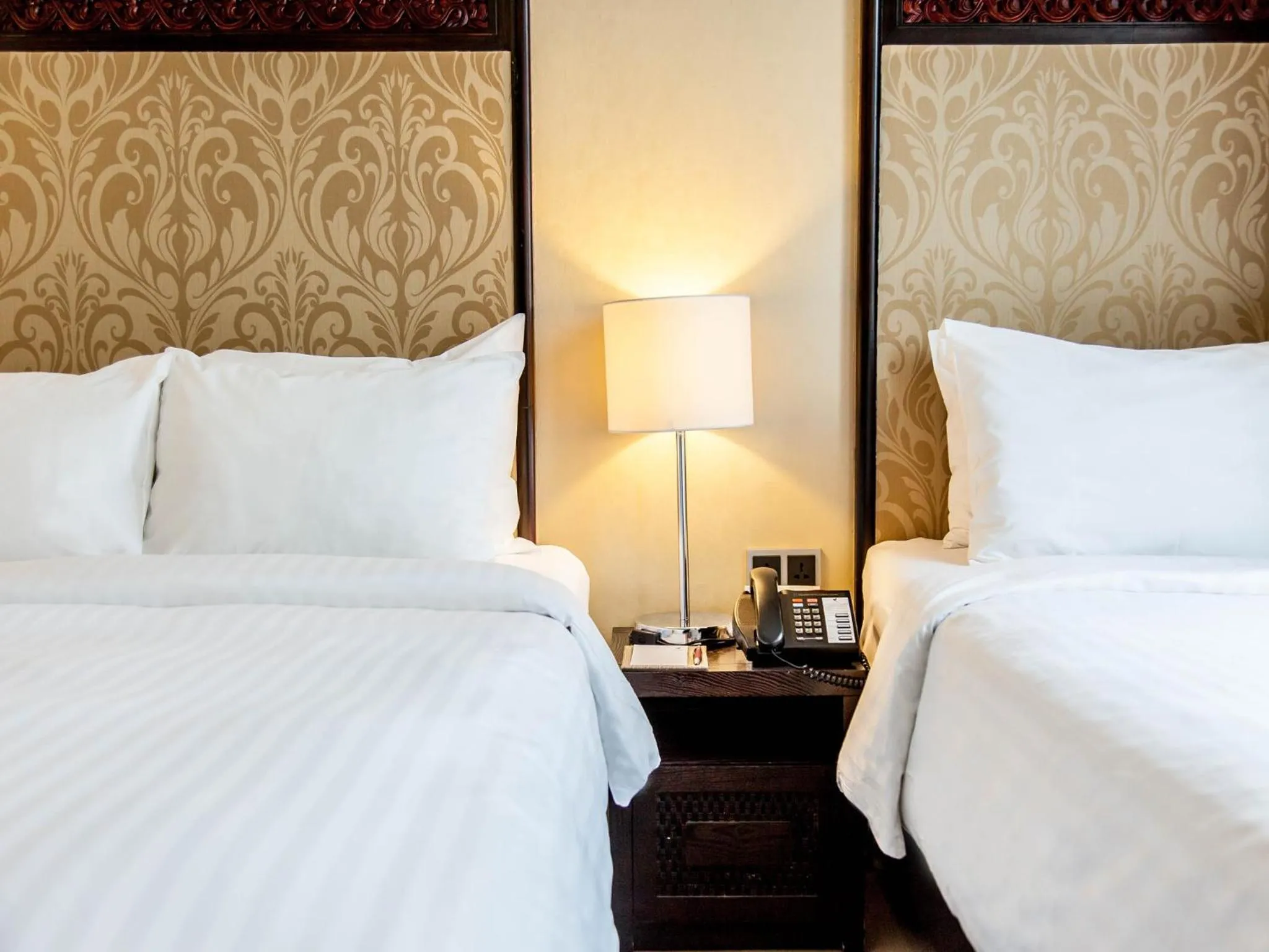 Bedroom, Bed in Village Hotel Albert Court by Far East Hospitality