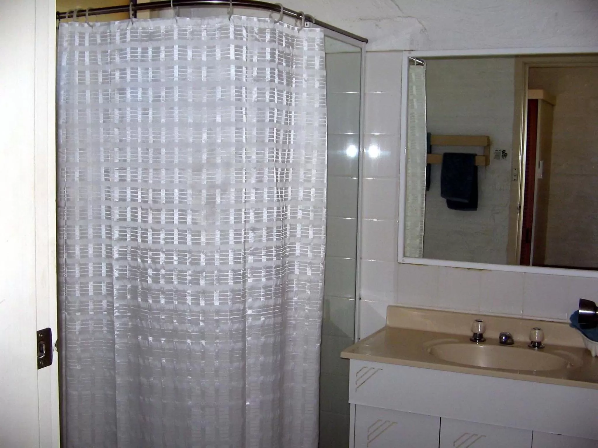 Bathroom in The Nambucca Motel