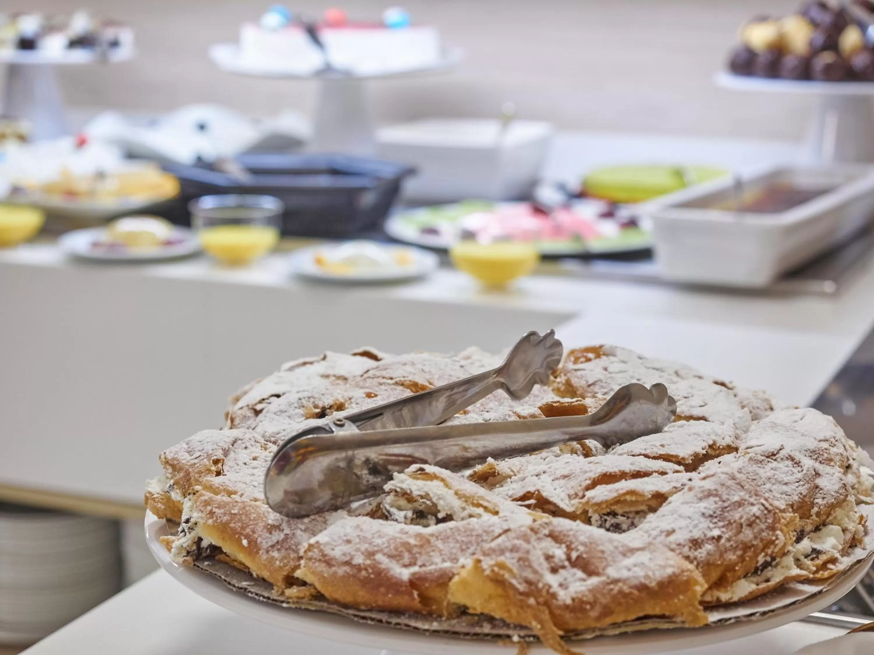 Food in Aparthotel y Hotel Paguera Beach