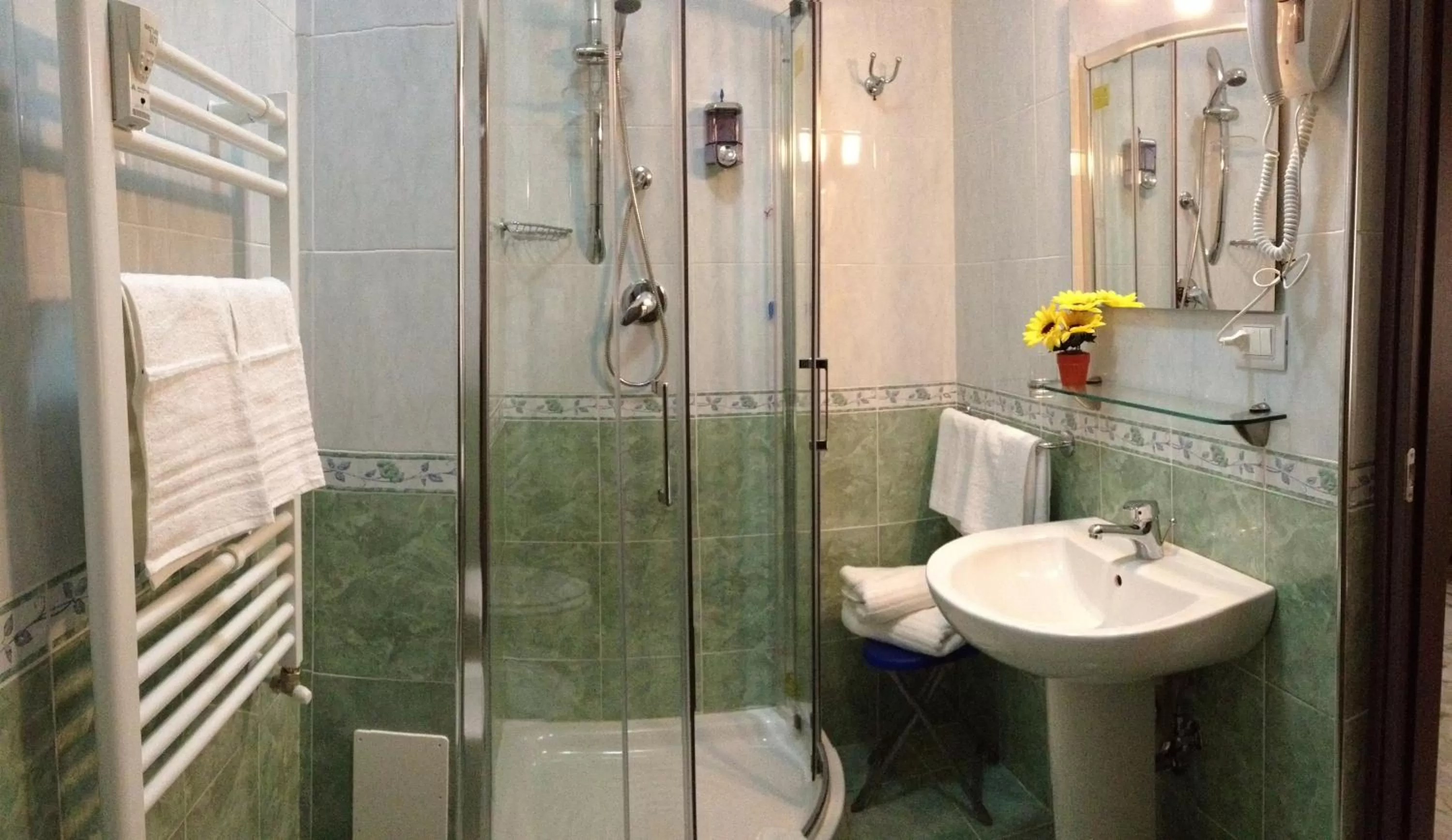 Bathroom in Vatican Golden Rooms