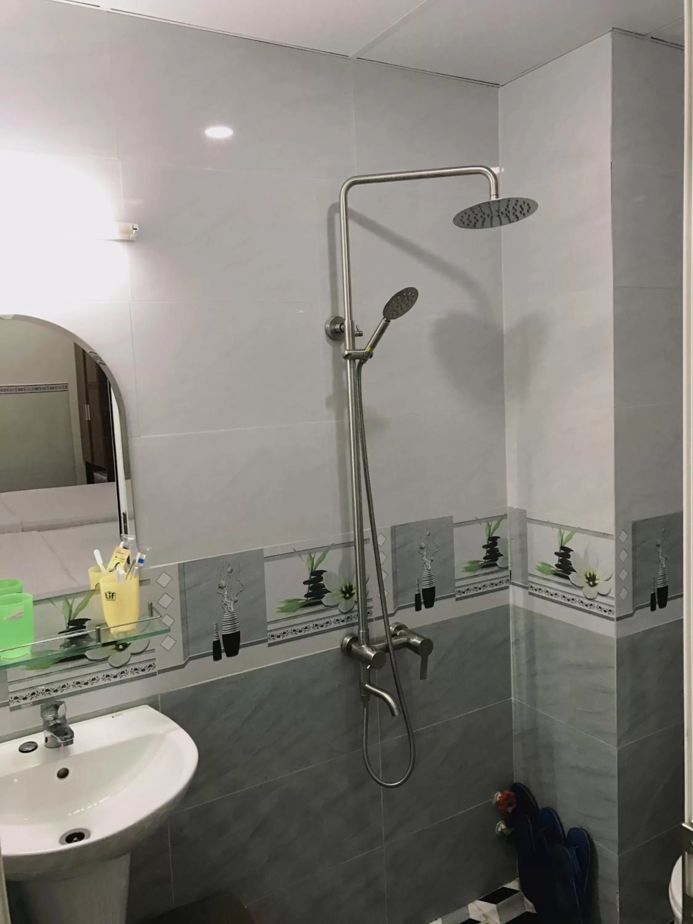 Toilet, Bathroom in Hoang Phat Hotel