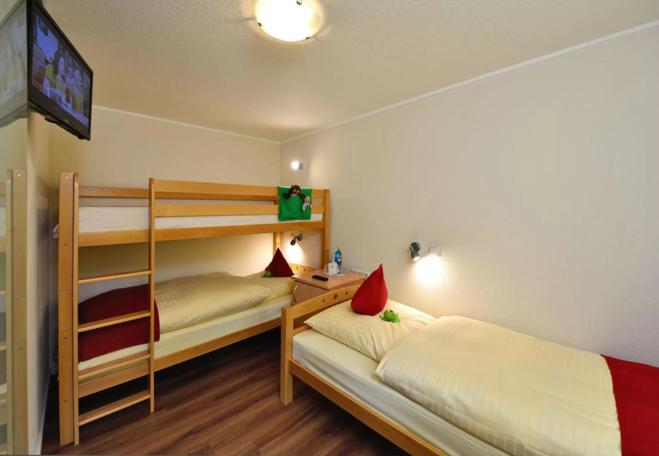 Photo of the whole room, Bed in Landhotel Albers