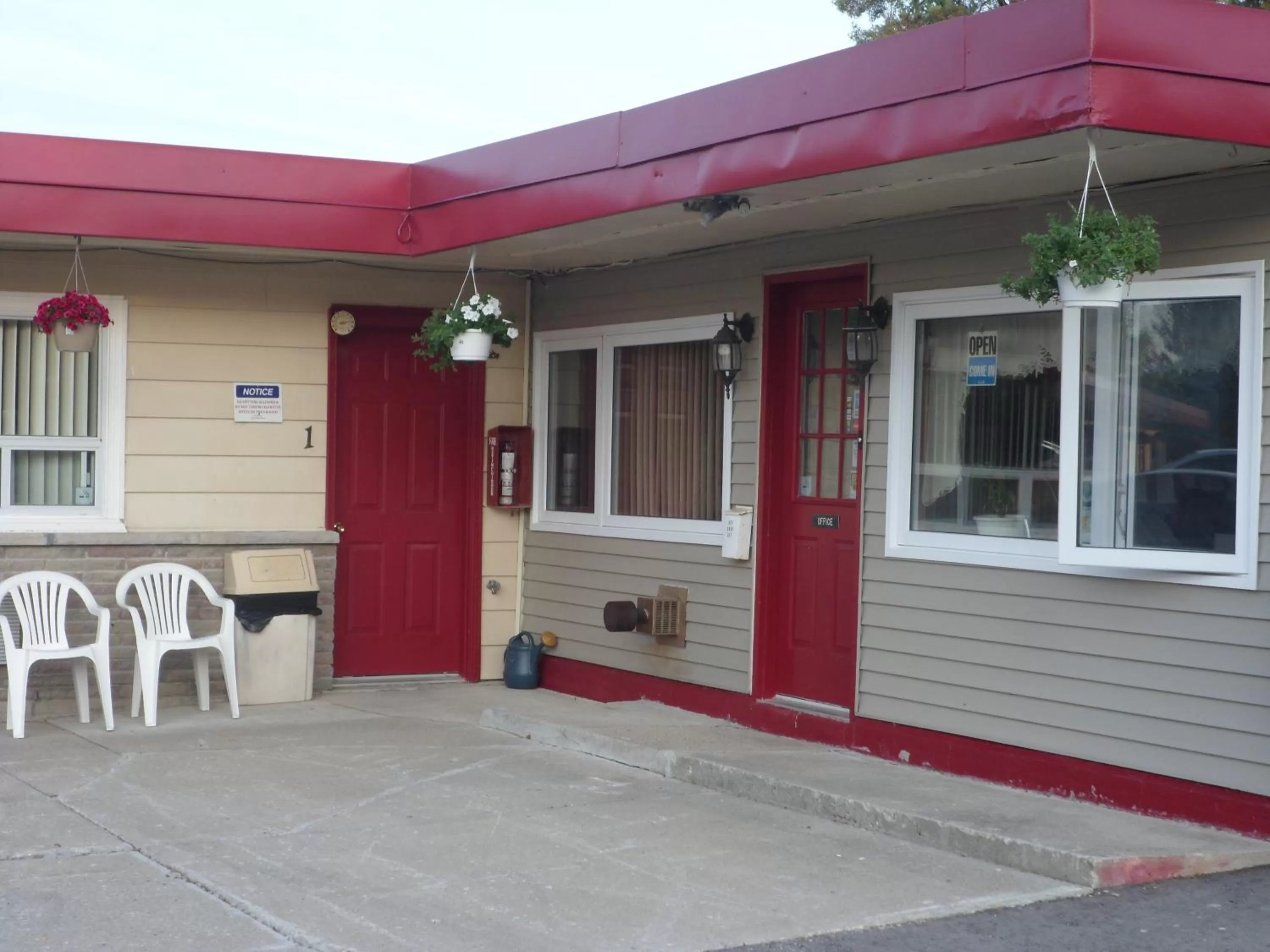 Property building in The Silver Birch Motel