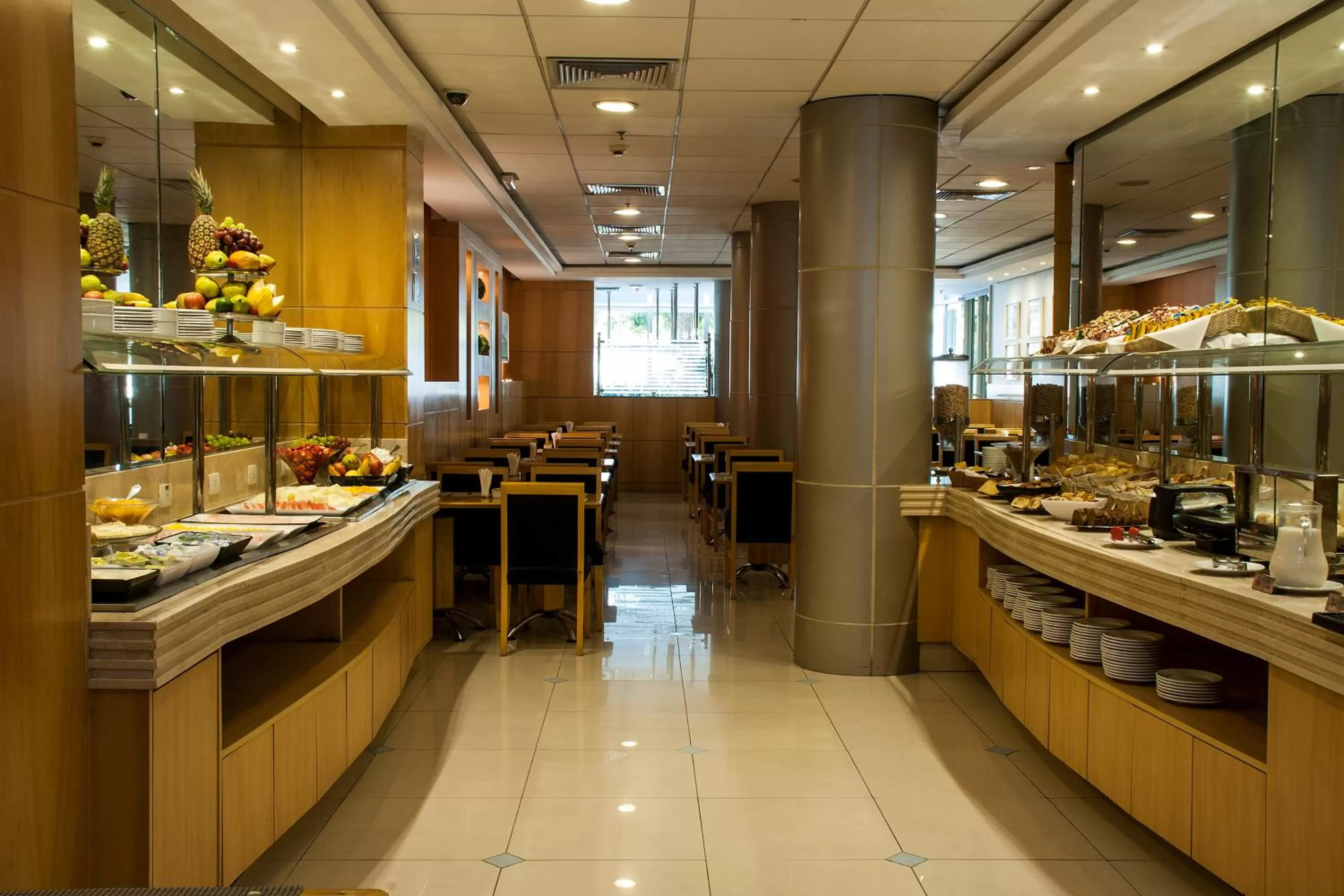 Buffet breakfast in Hotel Astoria Palace