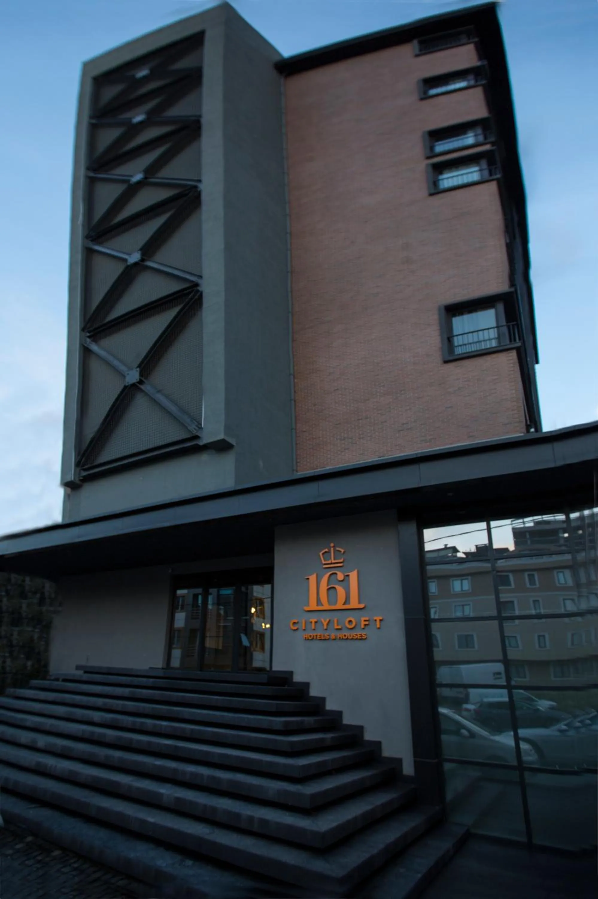 Property building in Cityloft 161