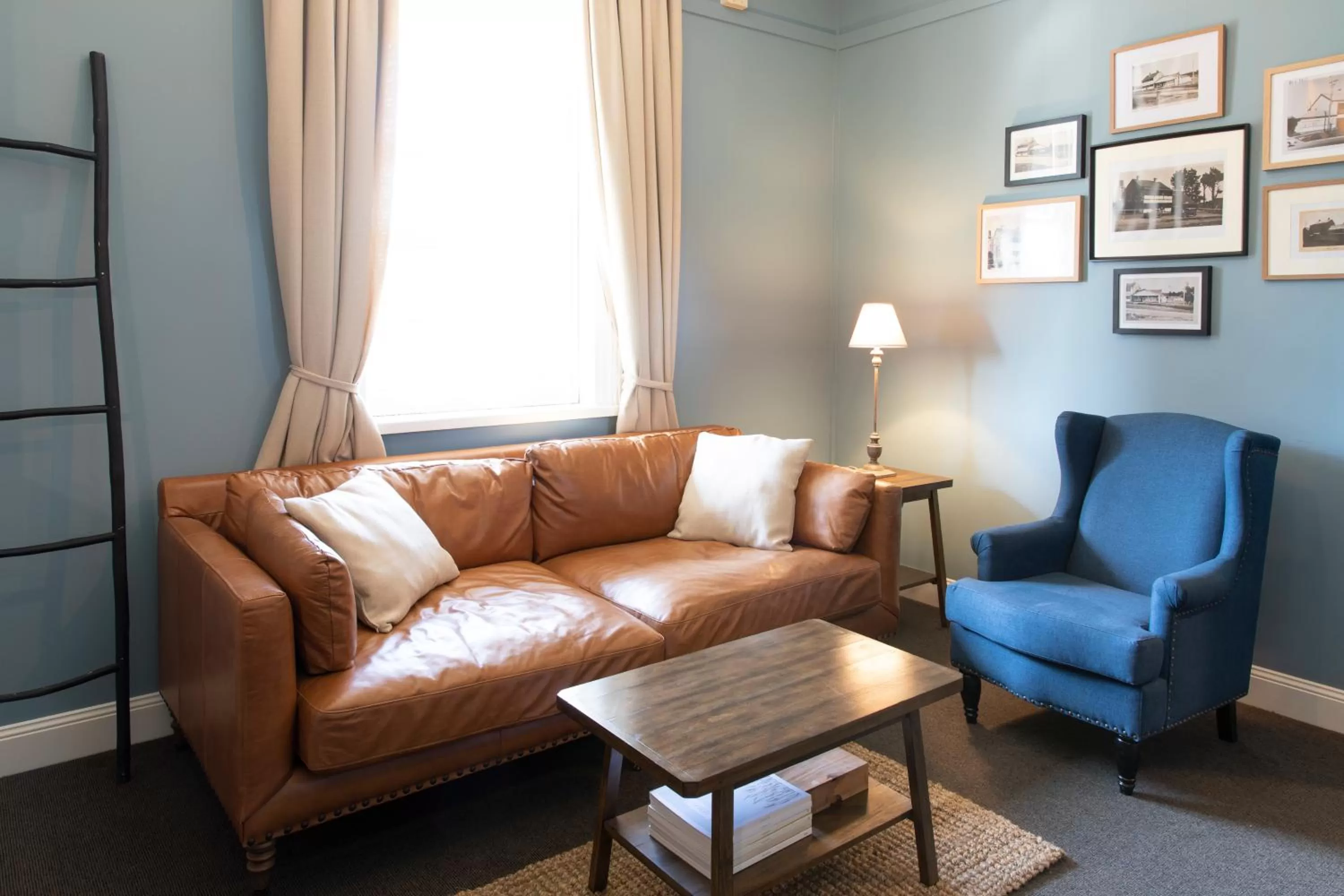 Lounge or bar in Robertson Public House and Kitchen