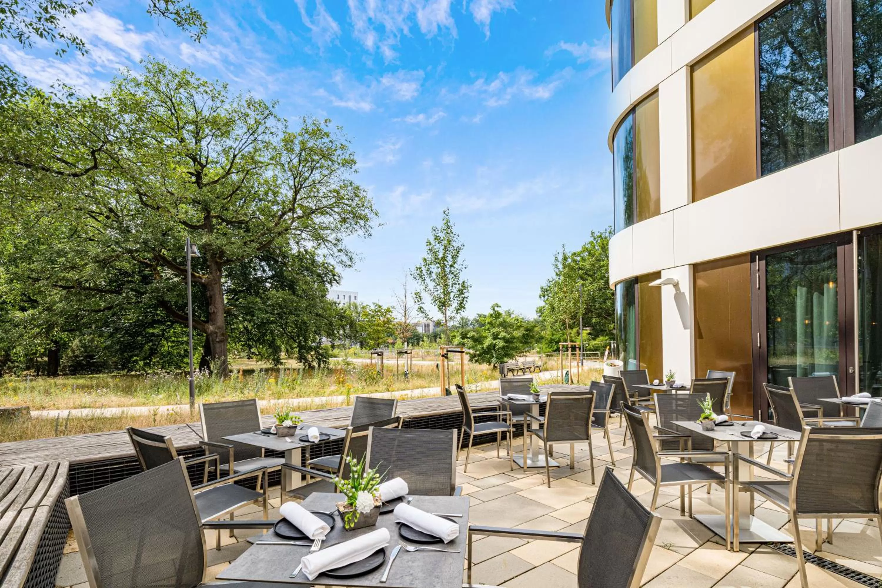 Restaurant/places to eat in Best Western Hotel Airport Frankfurt