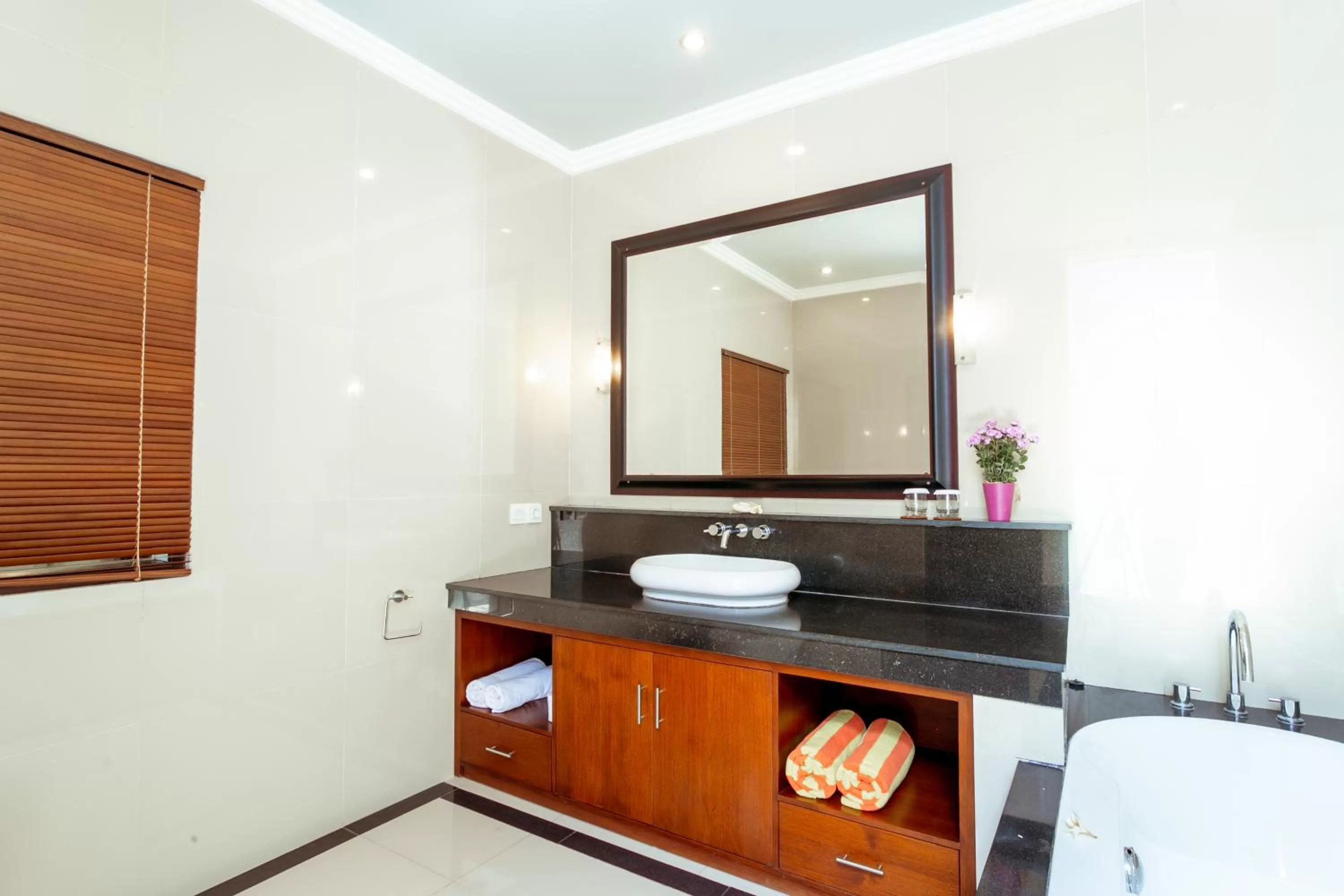 Bathroom in Lumbung Sari Ubud Hotel - CHSE Certified