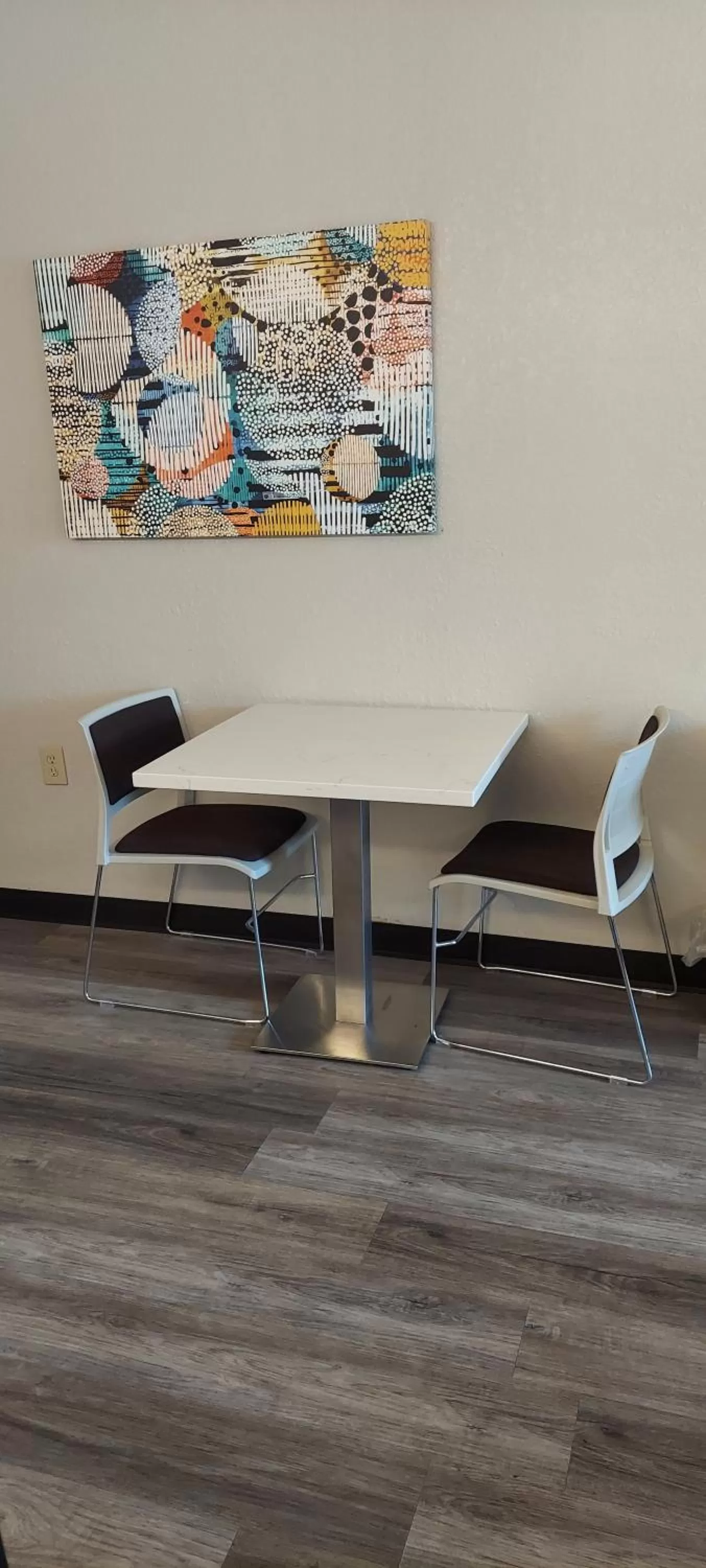 Seating area in Microtel Inn & Suites by Wyndham Hoover/Birmingham