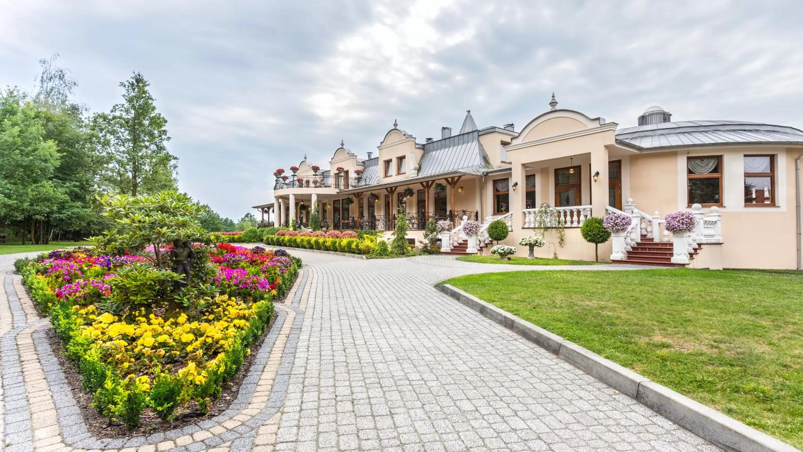 Leśna Perła - Restauracja i Pokoje Hotelowe