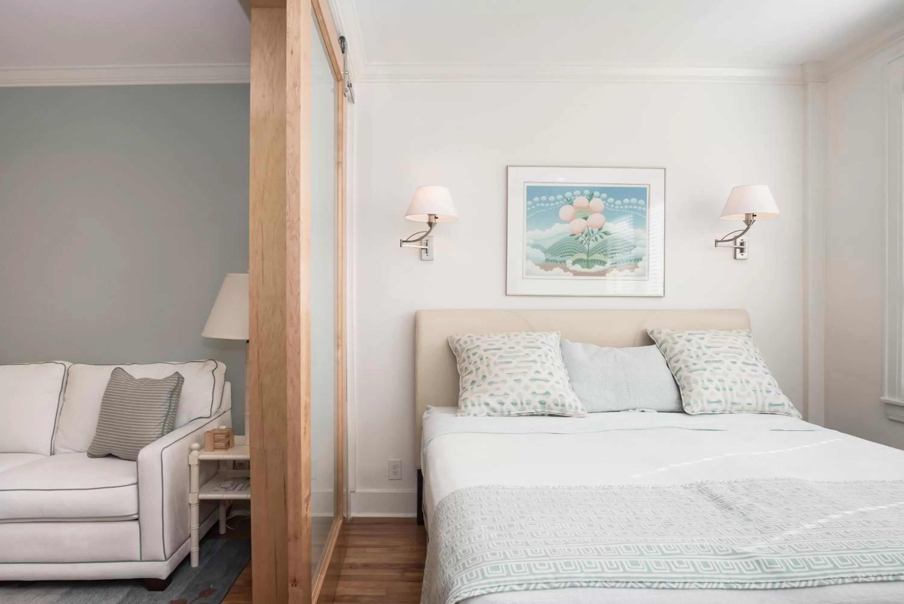 Living room, Bed in Tropicals of Palm Beach