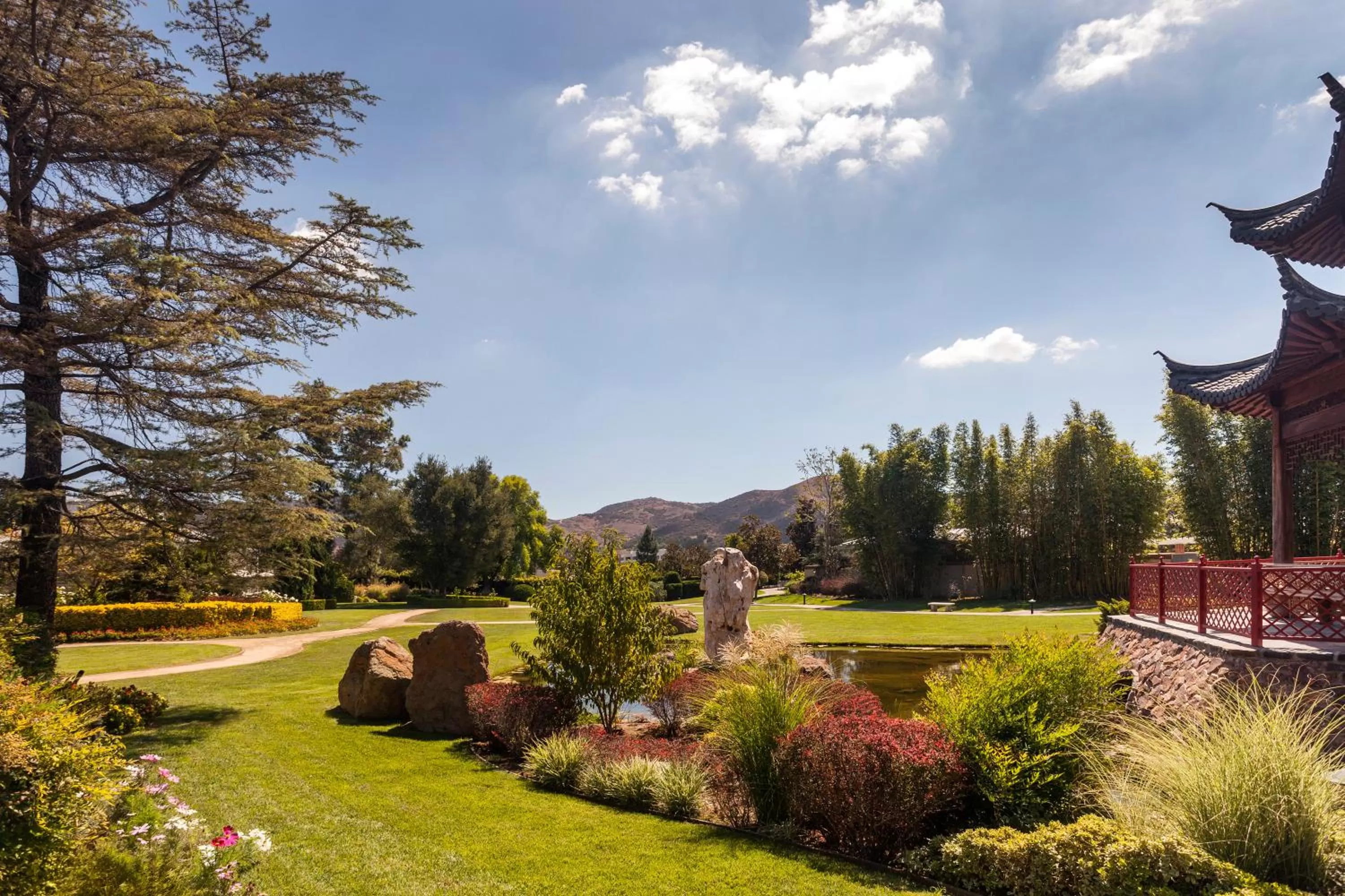 Garden in Four Seasons Hotel Westlake Village