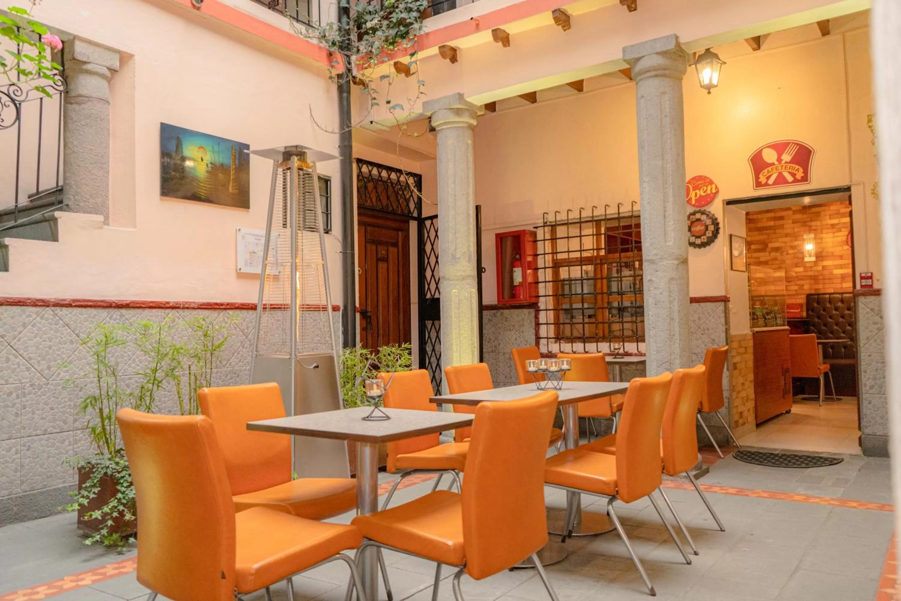 Dining area in Rincón Familiar Hostel Boutique