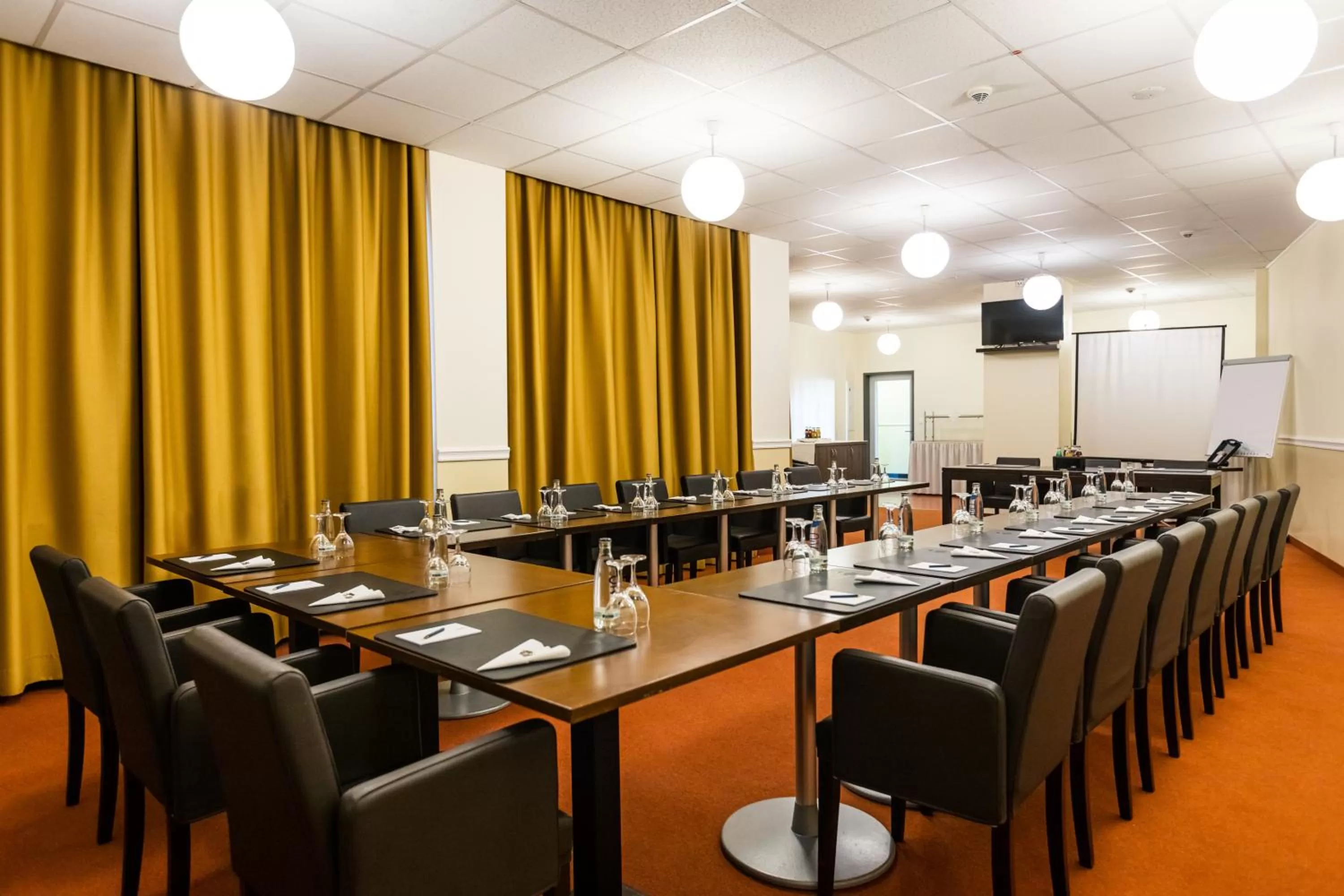 Business facilities in Royal International Leipzig