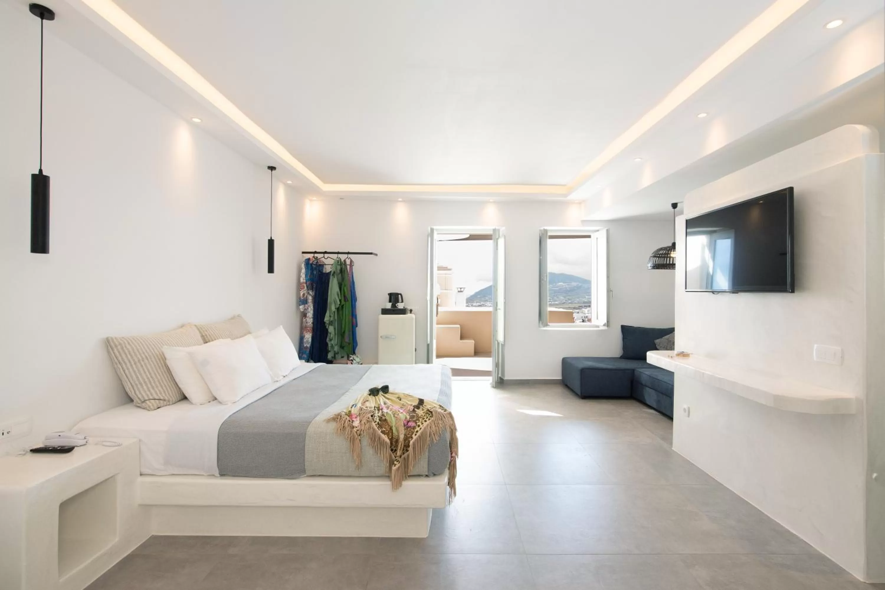 Bed in Caldera Cliff Illusion