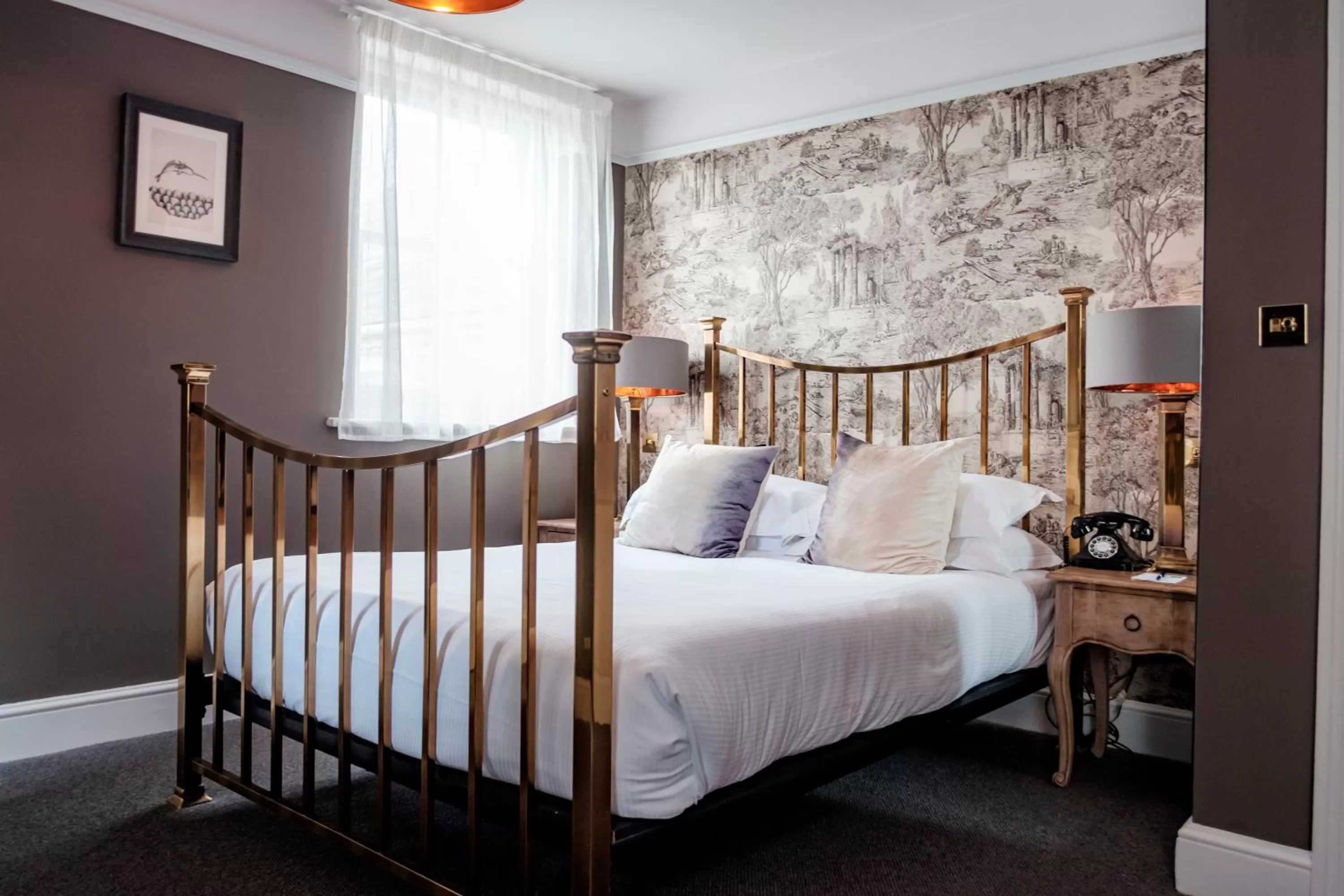 Bedroom, Bed in The Bull Hotel