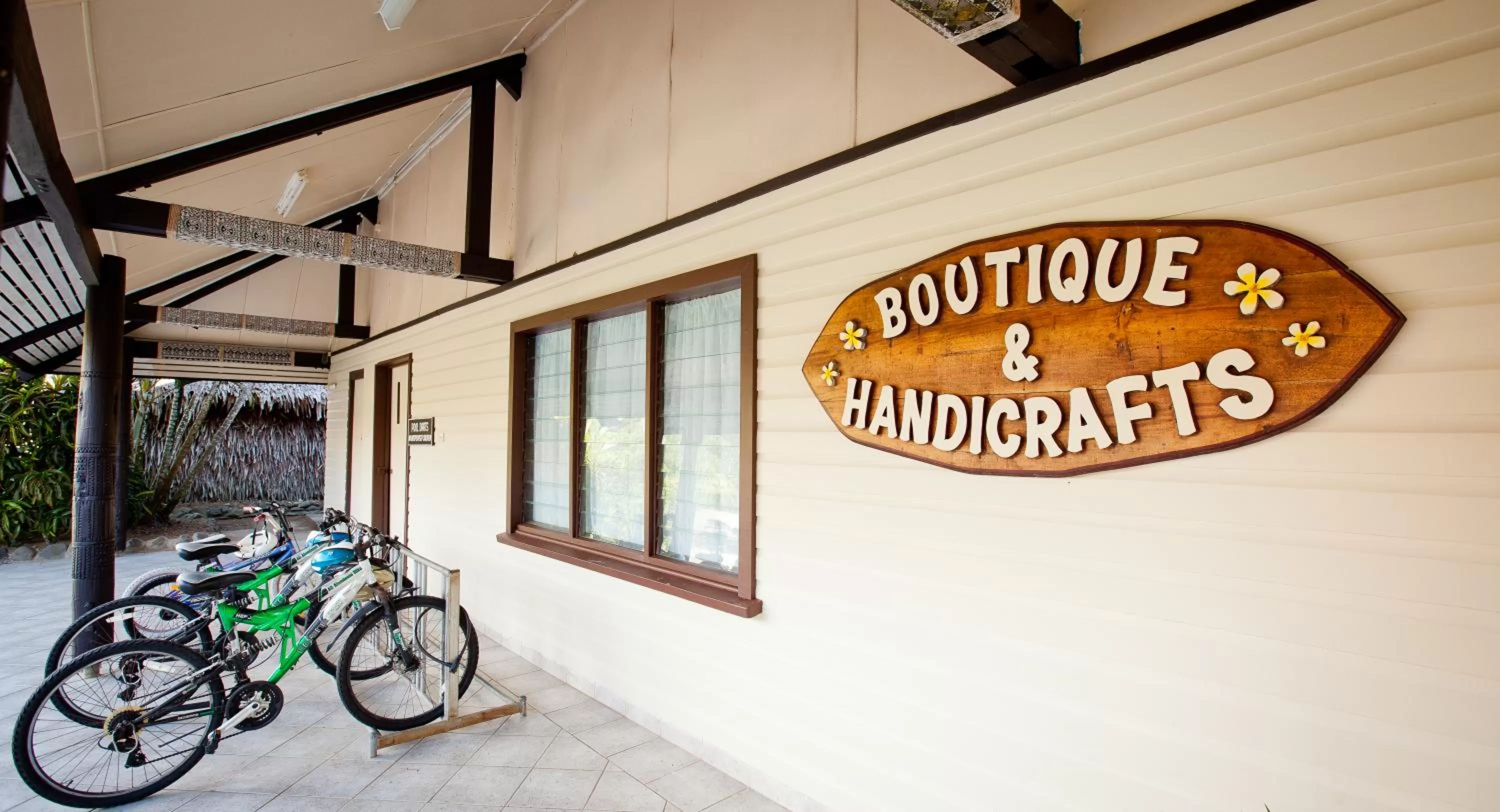 Cycling in Gecko's Resort