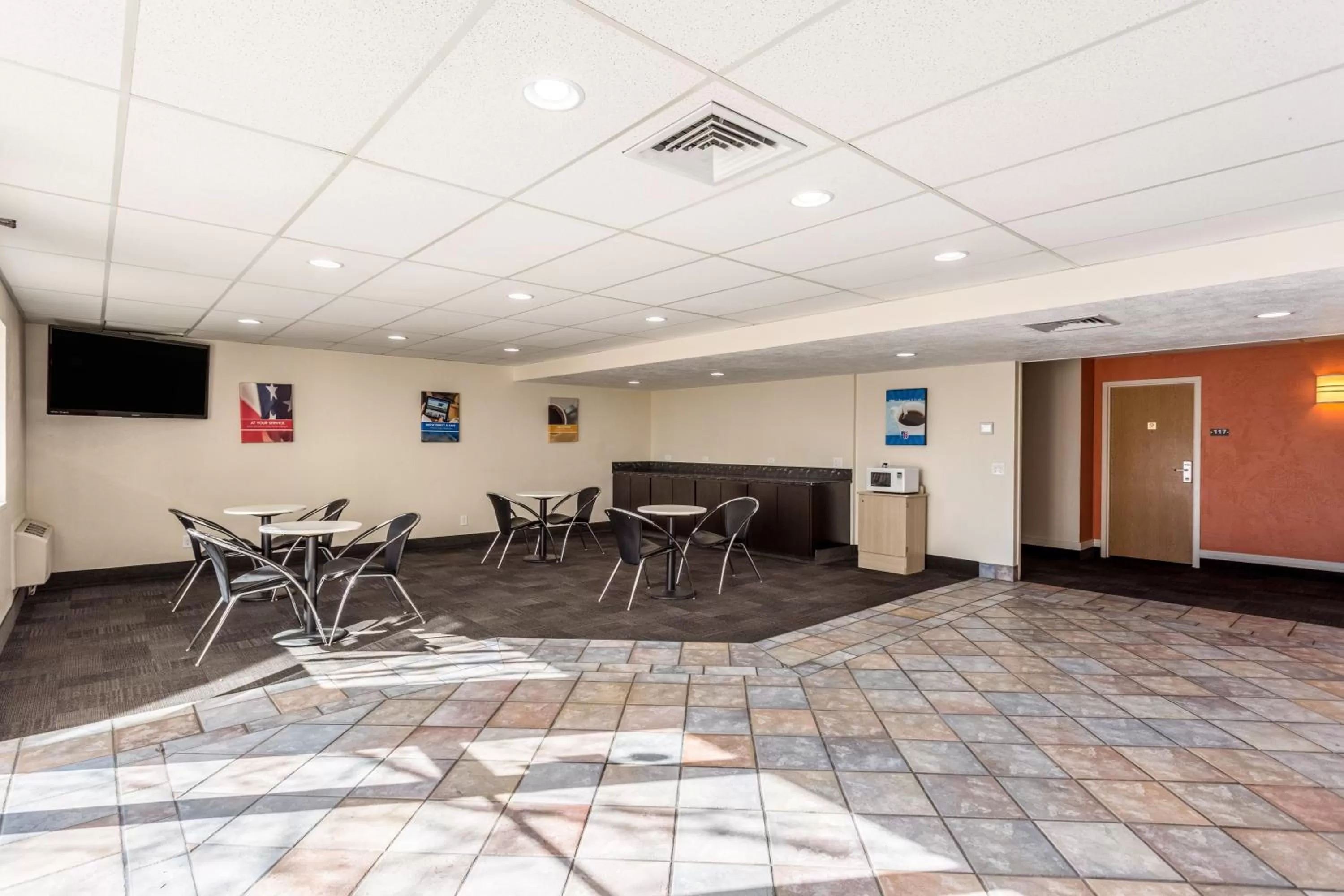 Lobby or reception in Motel 6-Great Falls, MT