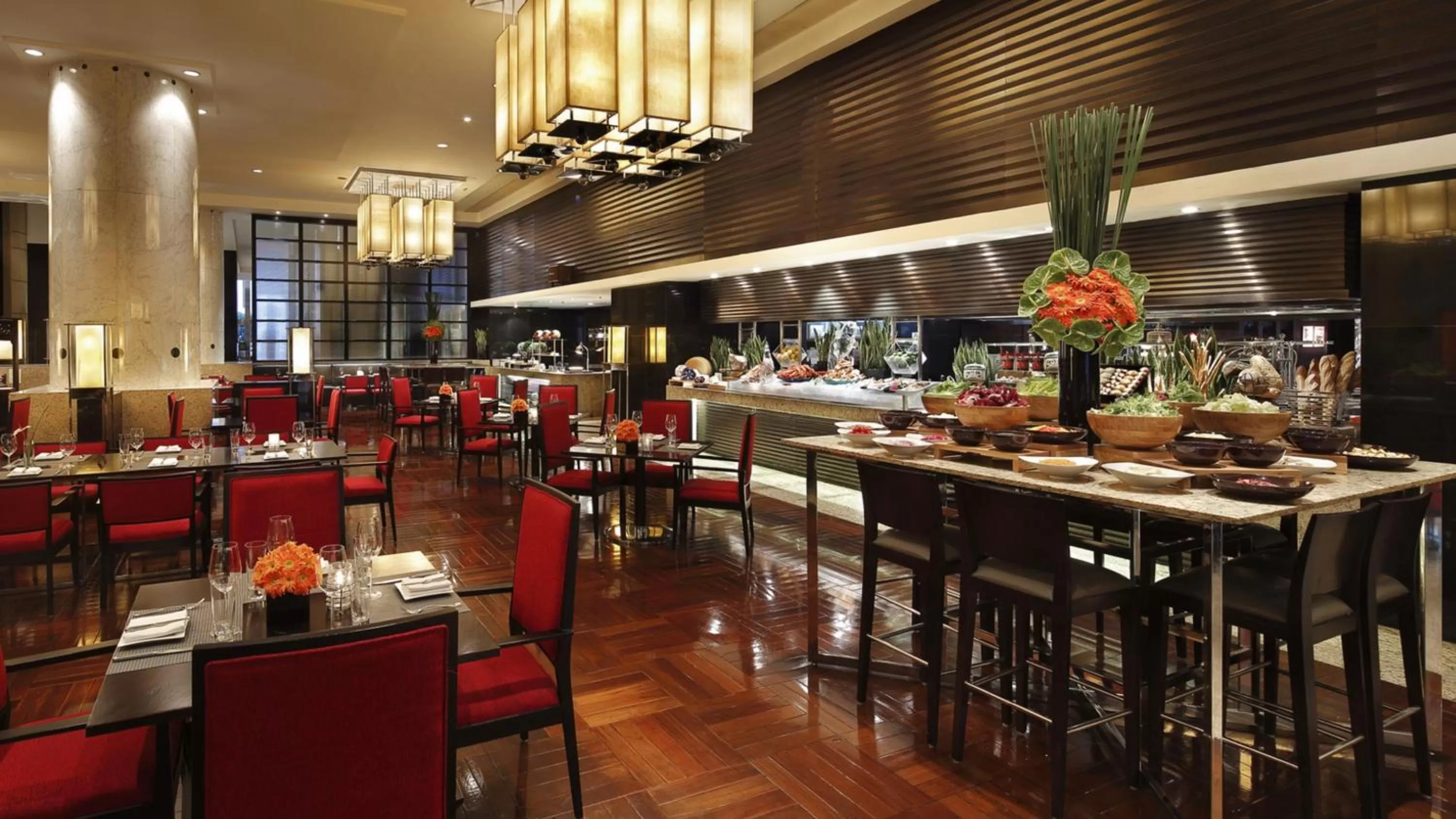 Restaurant/places to eat in InterContinental Shanghai Pudong by IHG