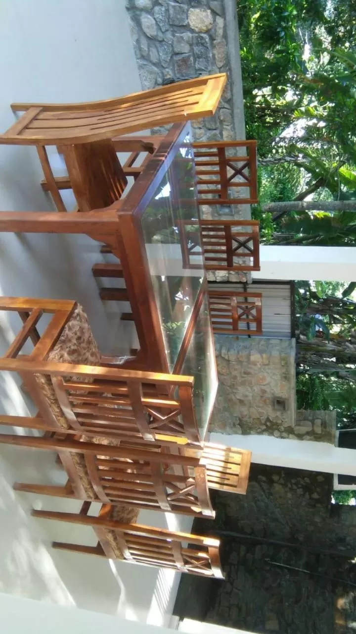 Maple home stay and cottage