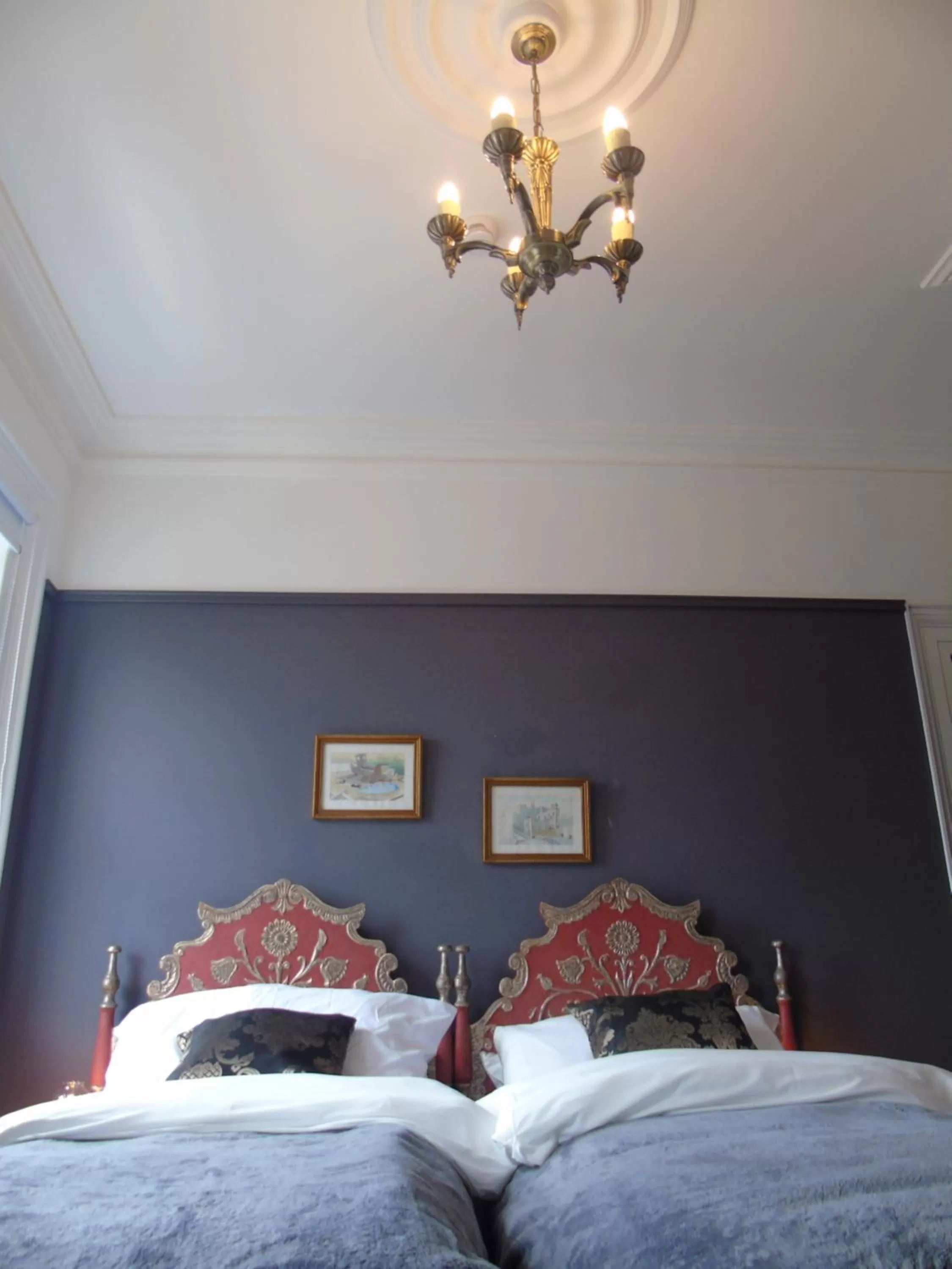 Bedroom, Bed in The Warren Belfast