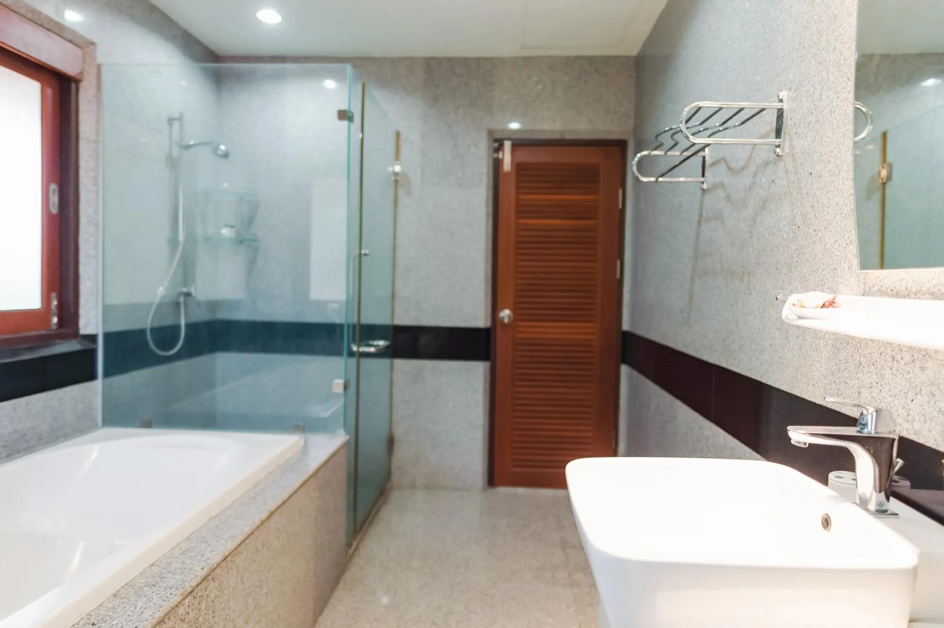 Shower in Siray Green Resort