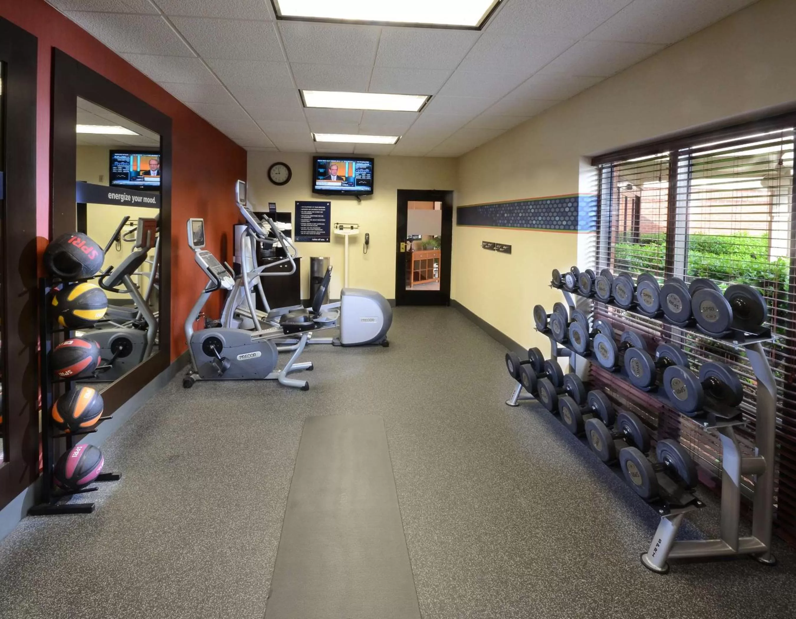 Fitness centre/facilities in Hampton Inn Raleigh Capital Blvd North