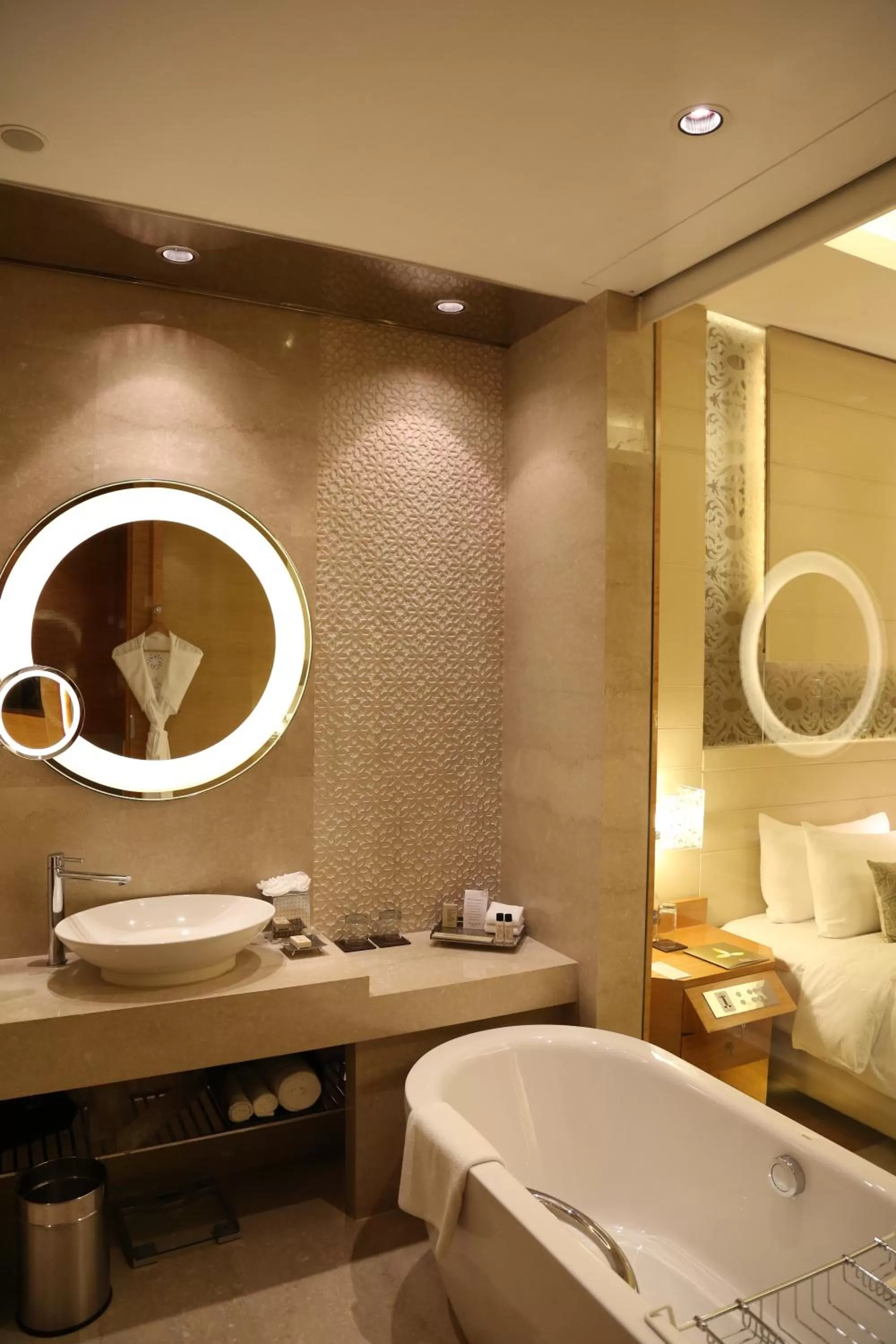 Bathroom, Bed in Taj City Centre Gurugram