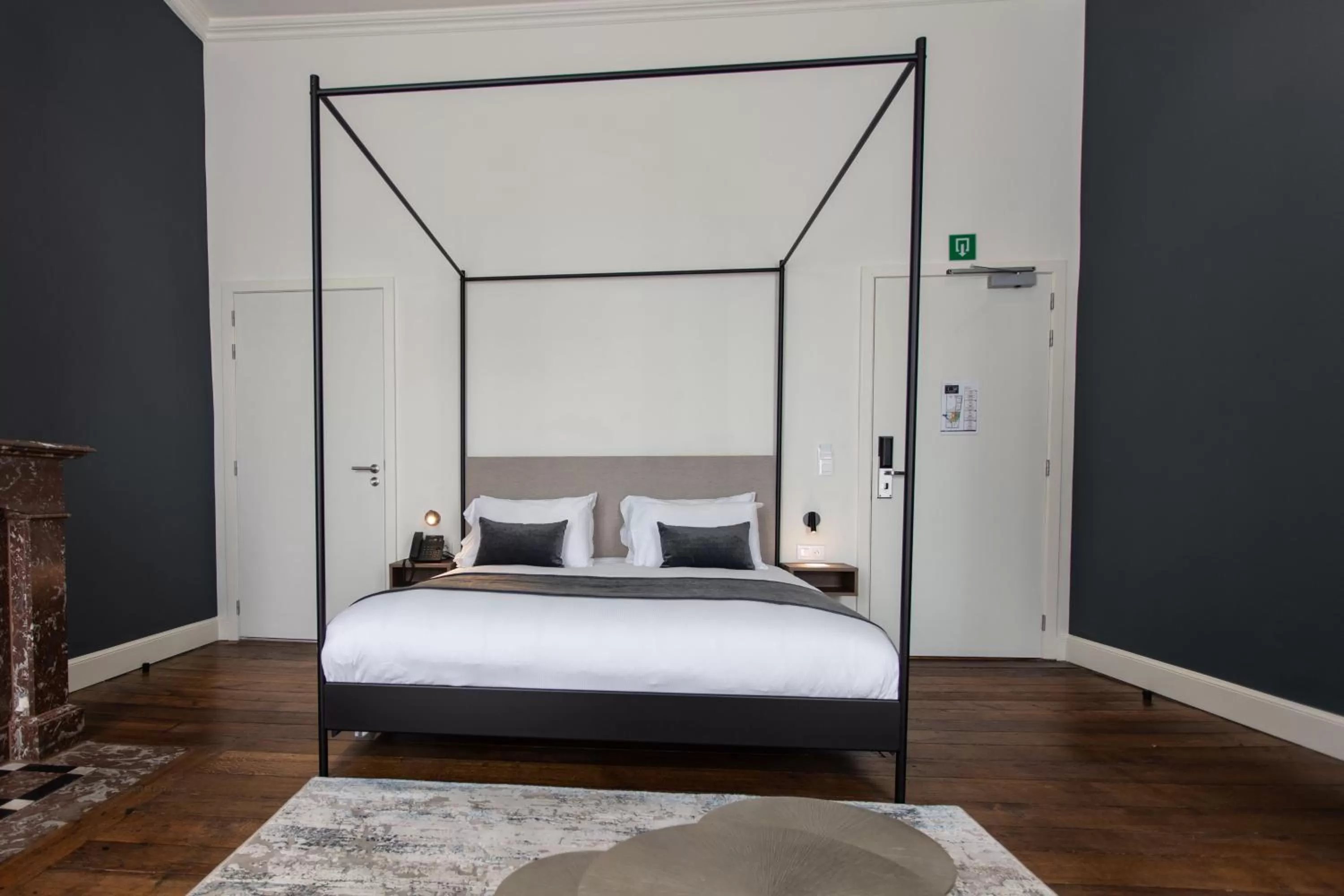 Bed in Petit-Roannay